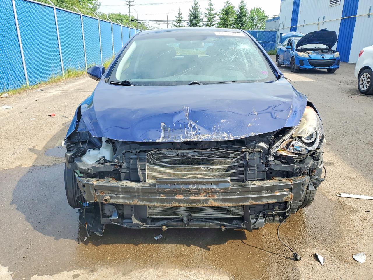 2013 Hyundai Elantra Gt Base Blue vin: KMHD35LE8DU034467