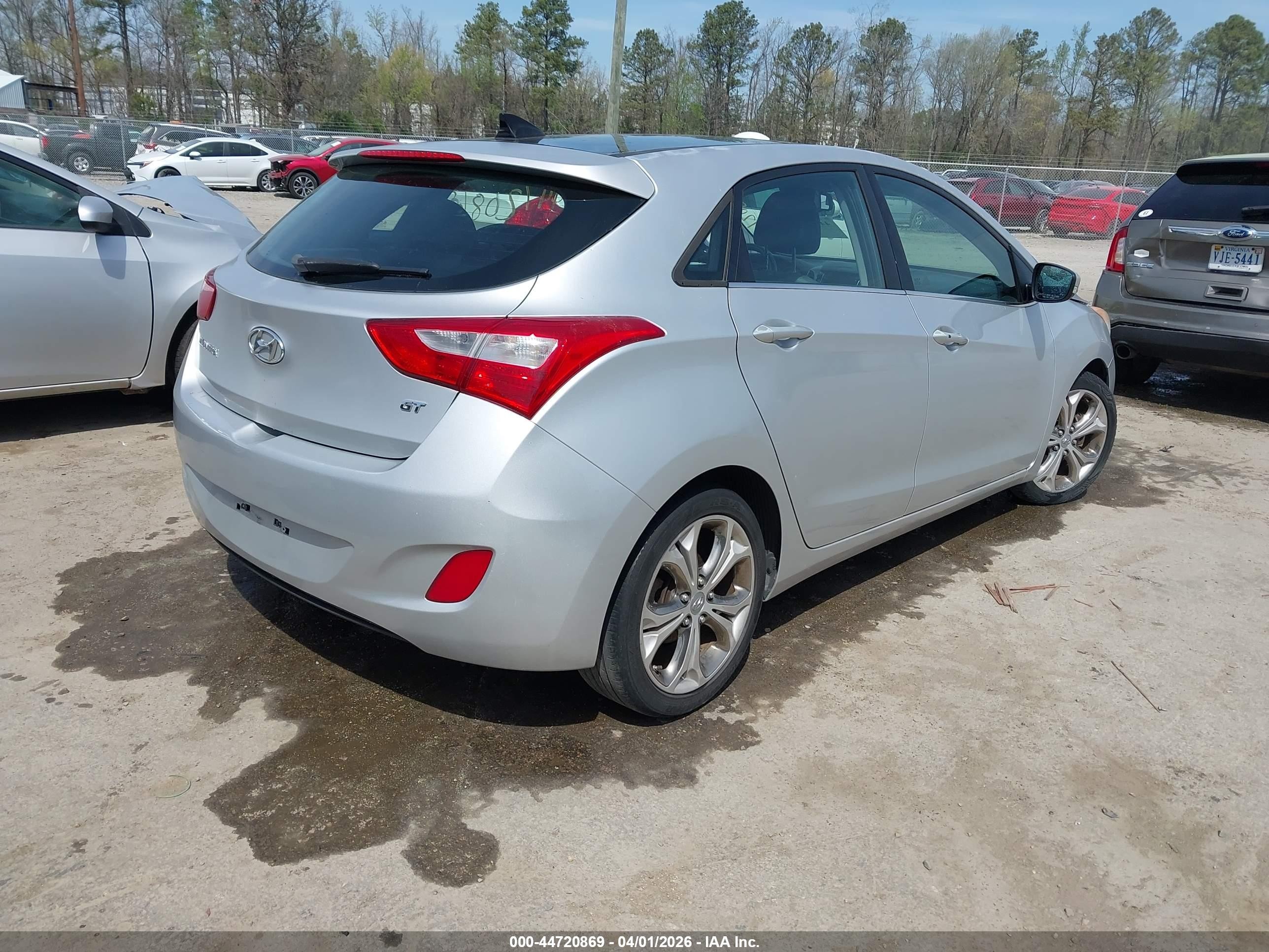2013 Hyundai Elantra Gt Base W/blue Silver vin: KMHD35LE8DU034517