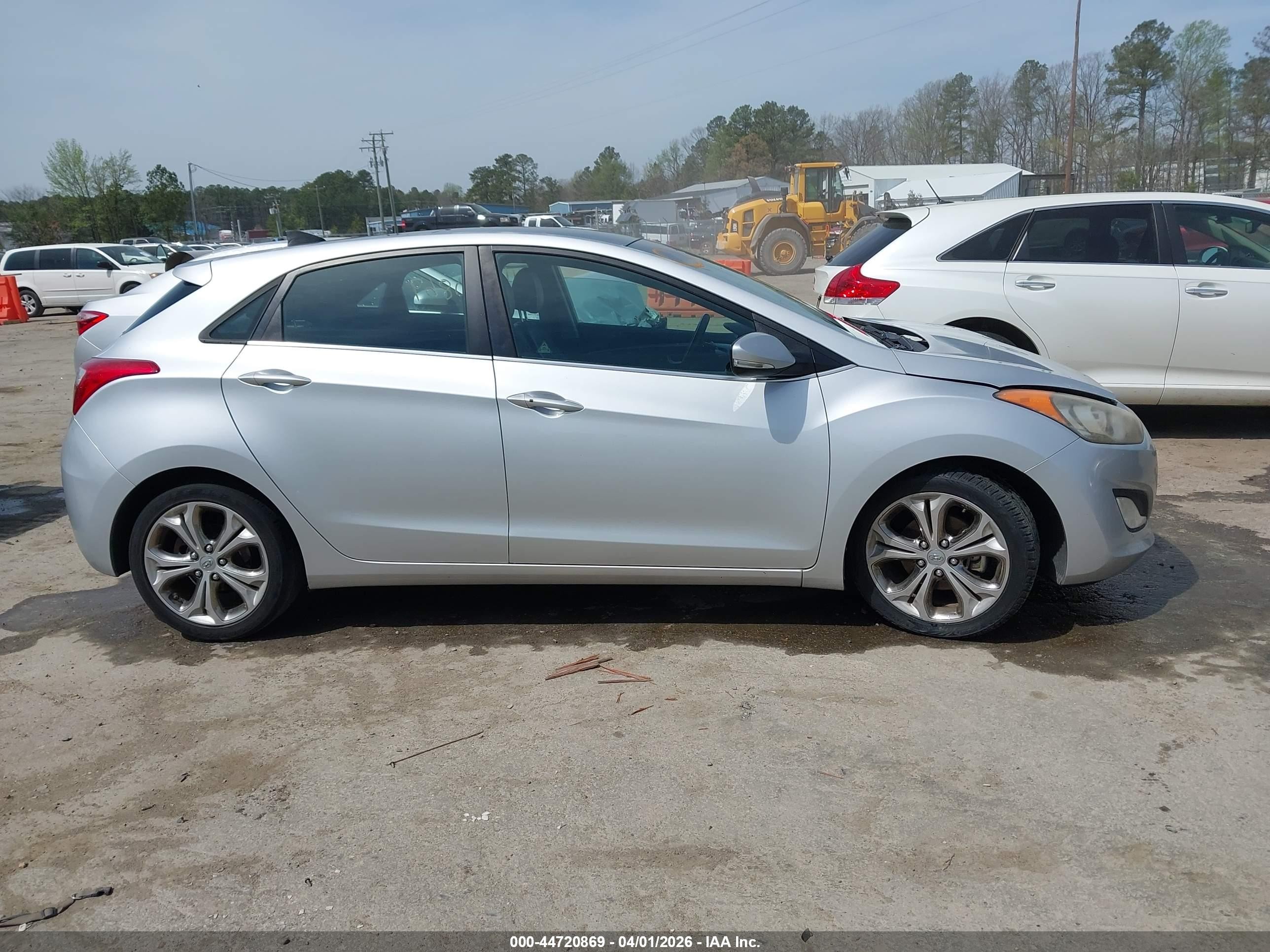 2013 Hyundai Elantra Gt Base W/blue Silver vin: KMHD35LE8DU034517