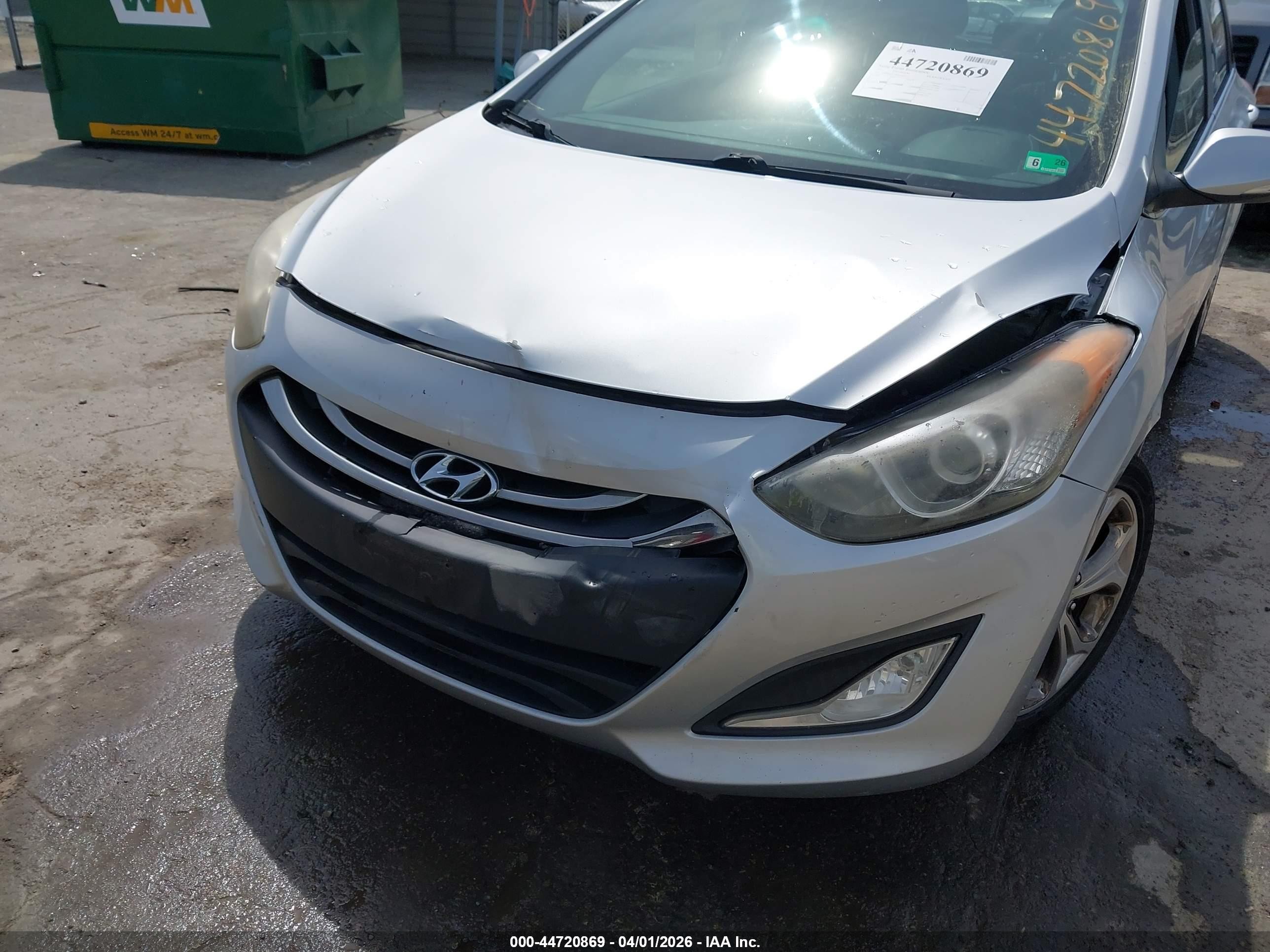 2013 Hyundai Elantra Gt Base W/blue Silver vin: KMHD35LE8DU034517