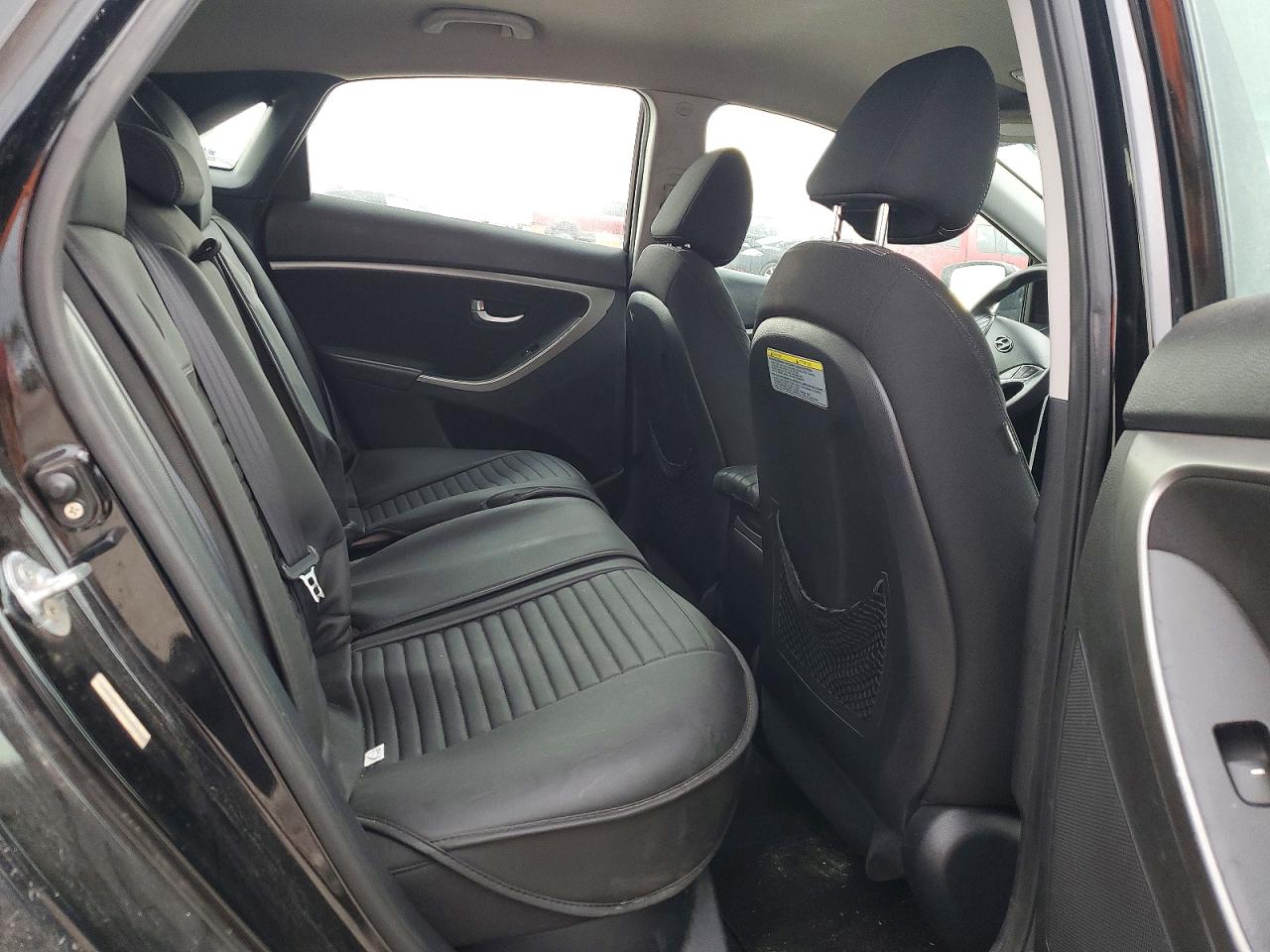 2013 Hyundai Elantra Gt Черный vin: KMHD35LE8DU040012