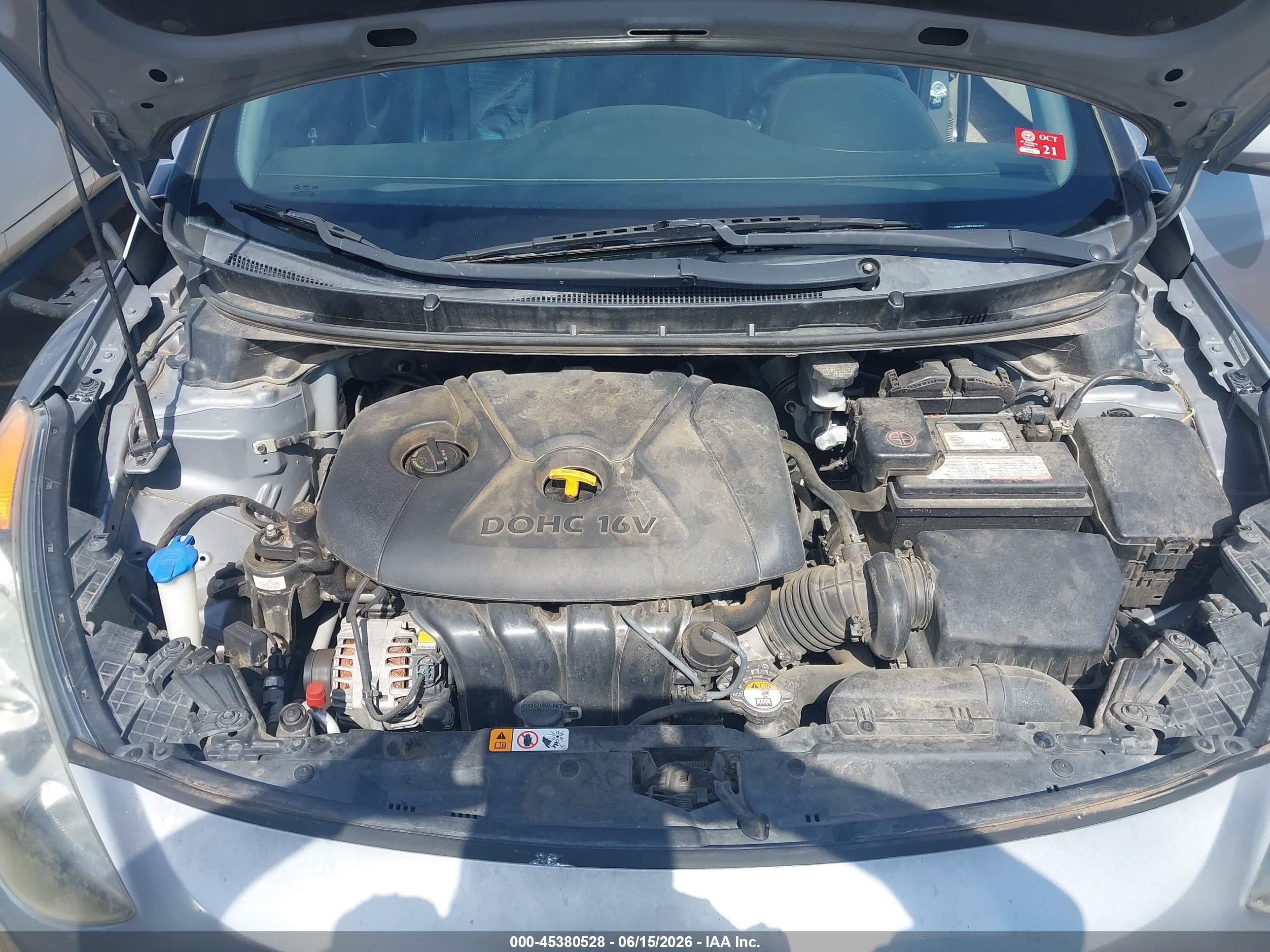 2013 Hyundai Elantra Gt   Silver vin: KMHD35LE8DU064939