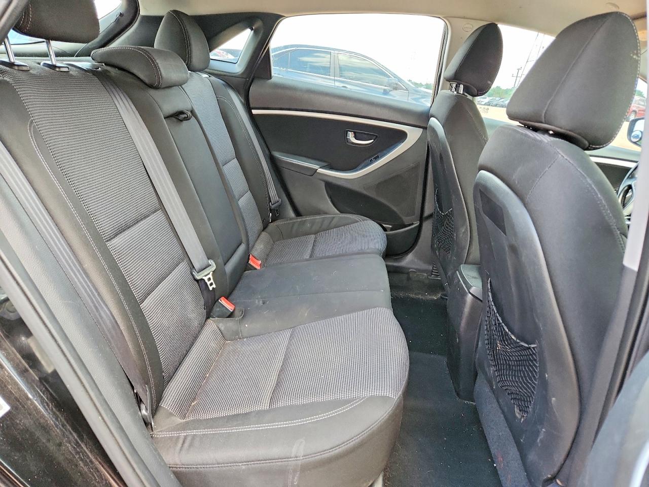 2013 Hyundai Elantra Gt Black vin: KMHD35LE8DU081238