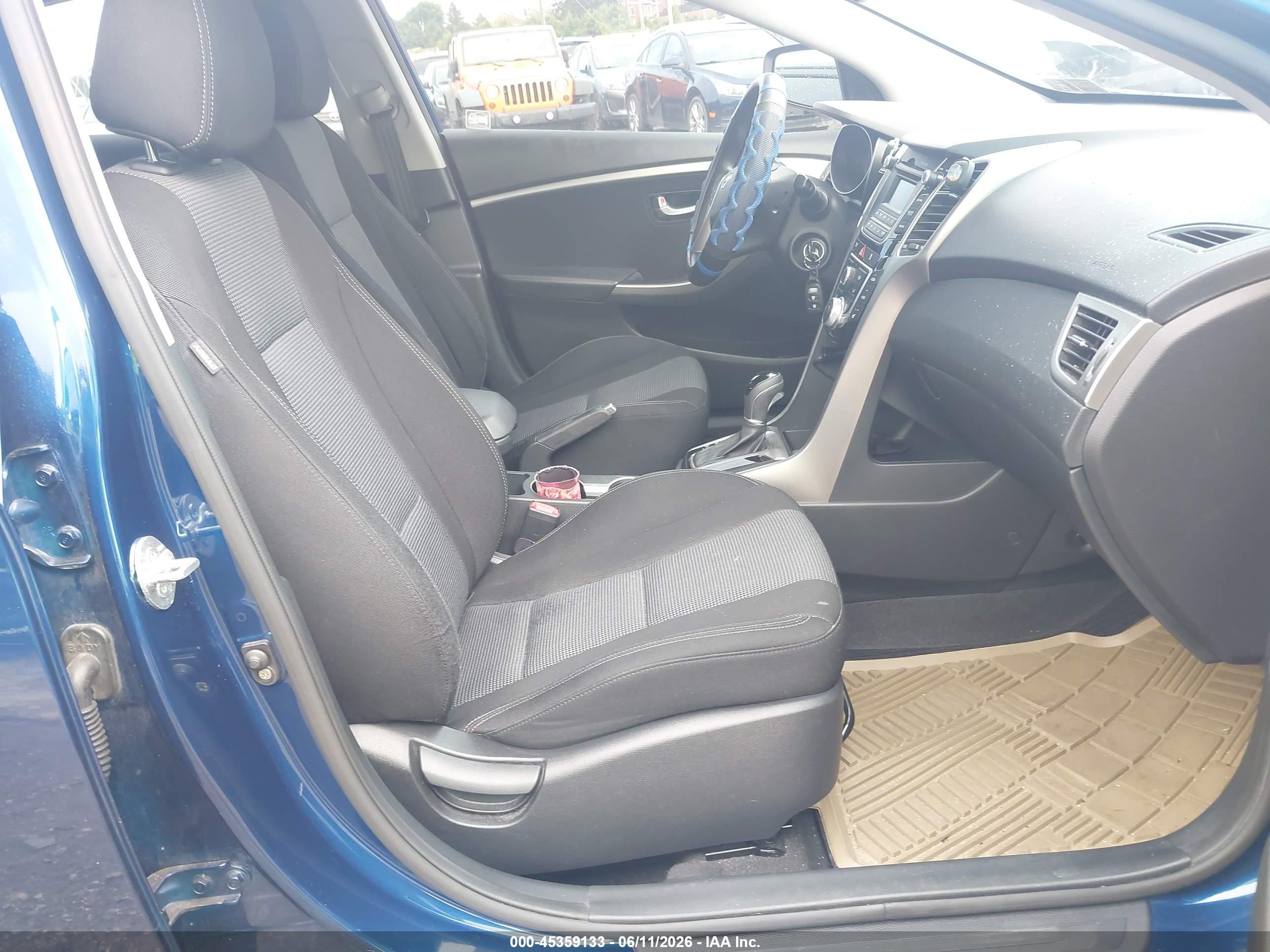 2013 Hyundai Elantra Gt   Синий vin: KMHD35LE8DU085936