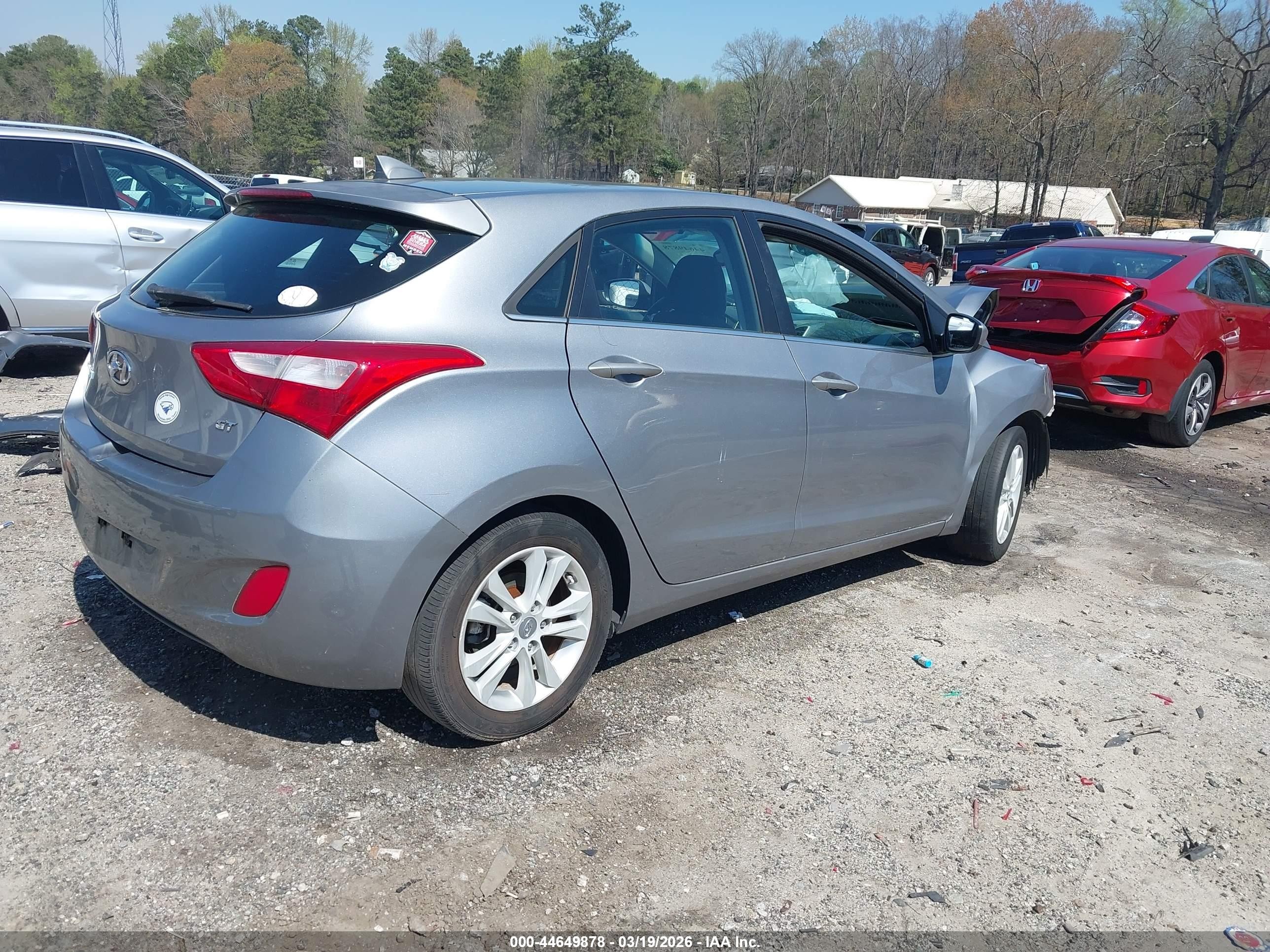 2013 Hyundai Elantra Gt   Gray vin: KMHD35LE8DU090229