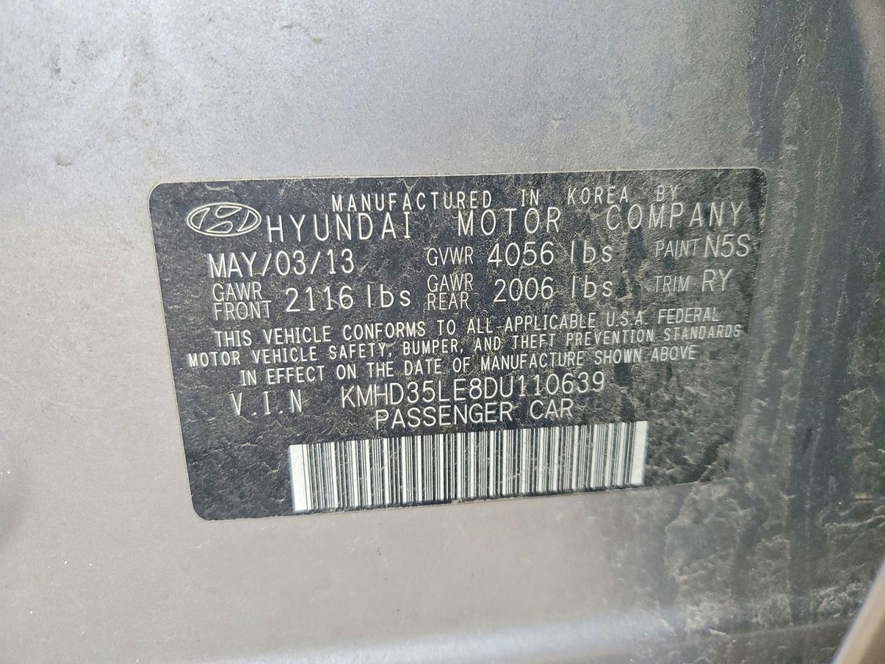 2013 Hyundai Elantra Gt Base Silver vin: KMHD35LE8DU110639