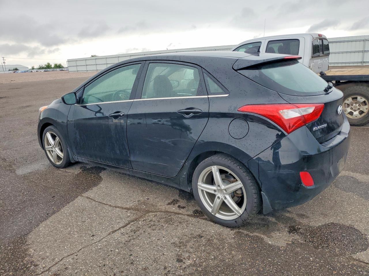 2013 Hyundai Elantra Gt Base Black vin: KMHD35LE8DU148629