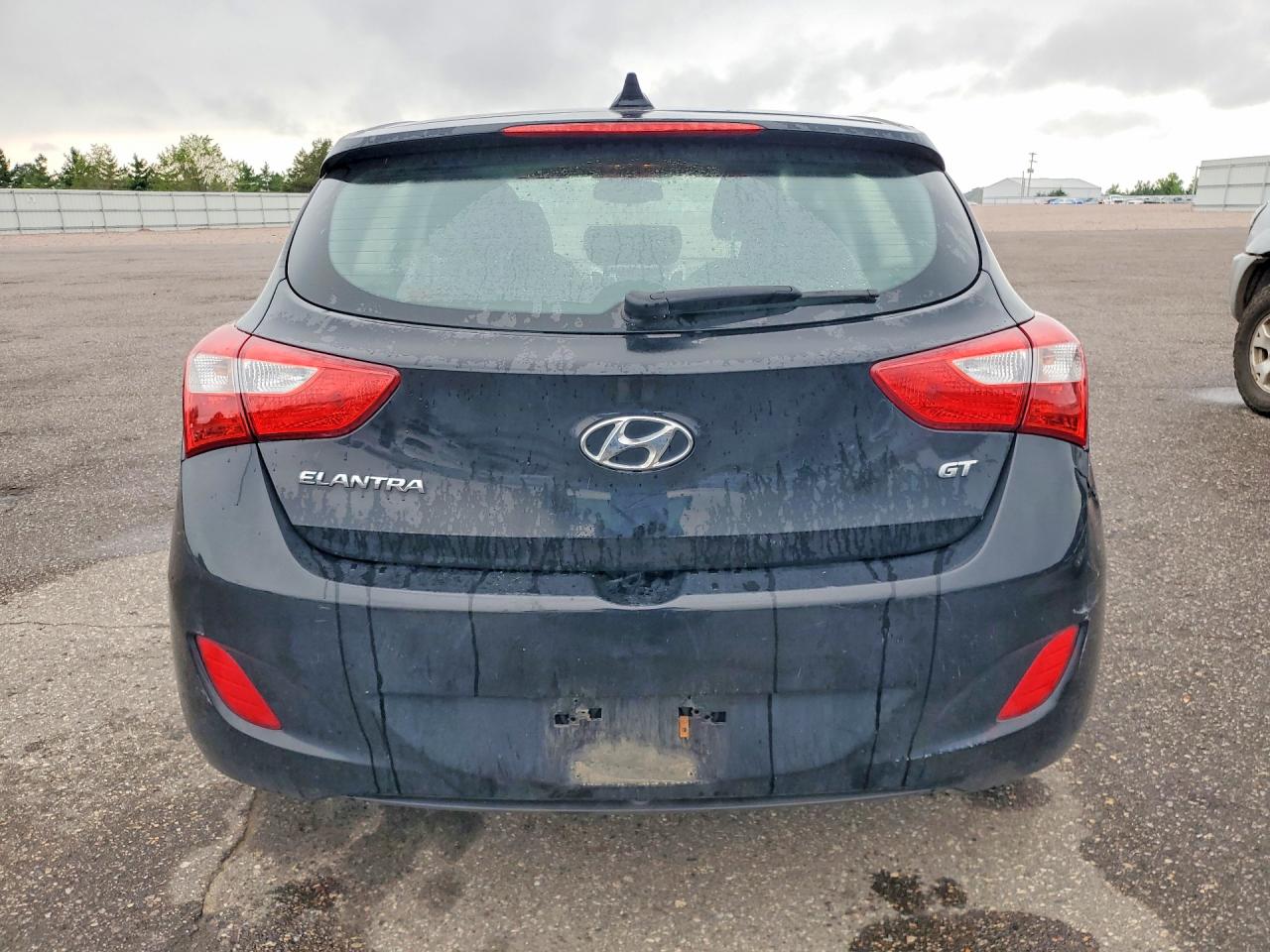 2013 Hyundai Elantra Gt Base Black vin: KMHD35LE8DU148629