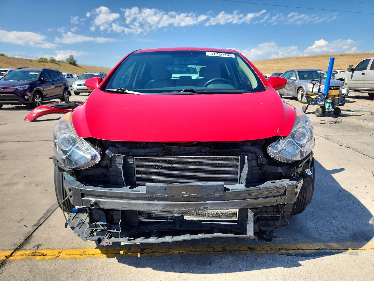 2013 Hyundai Elantra Gt Base Red vin: KMHD35LE9DU028208