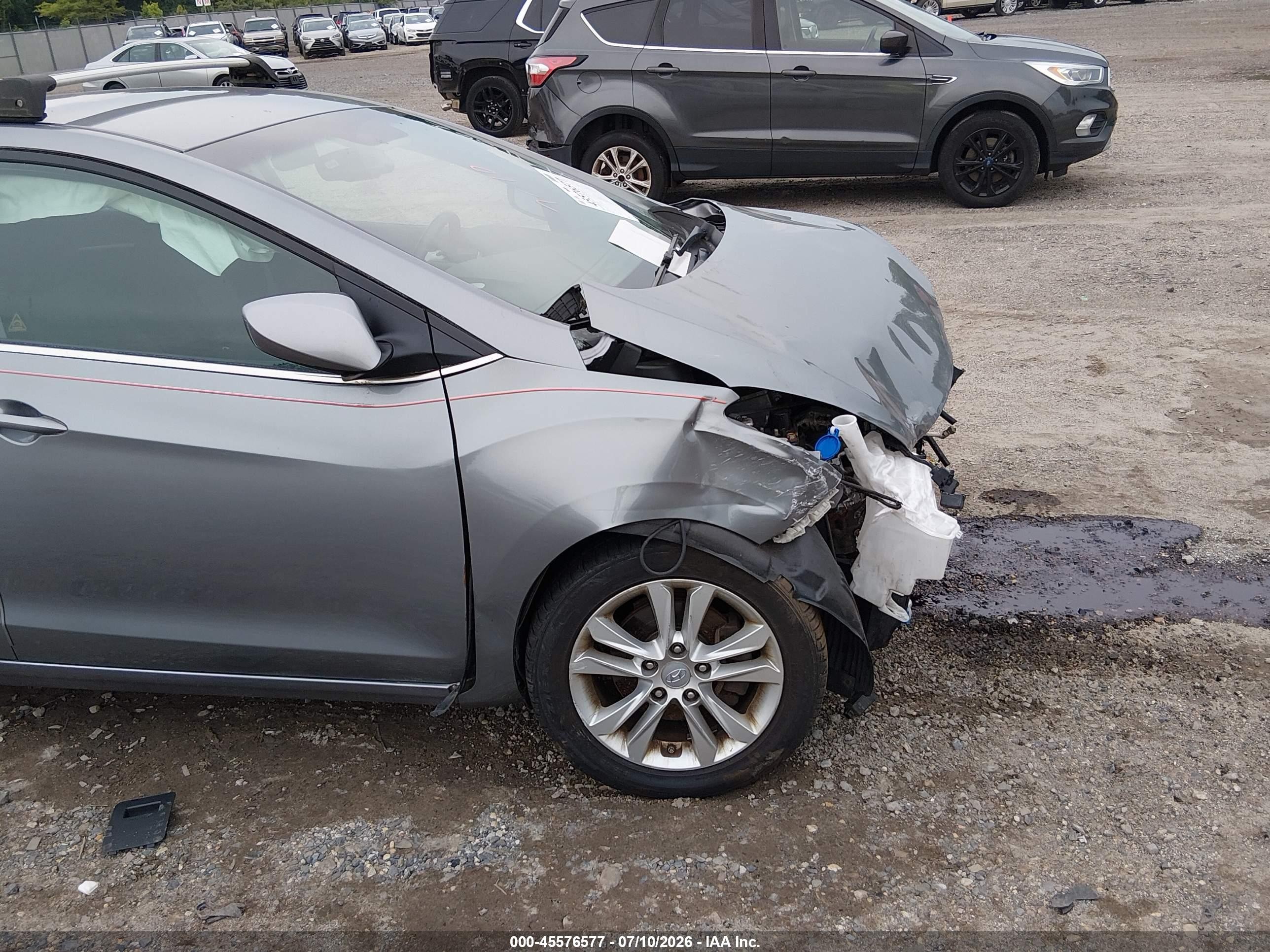 2013 Hyundai Elantra Gt   Серый vin: KMHD35LE9DU062035