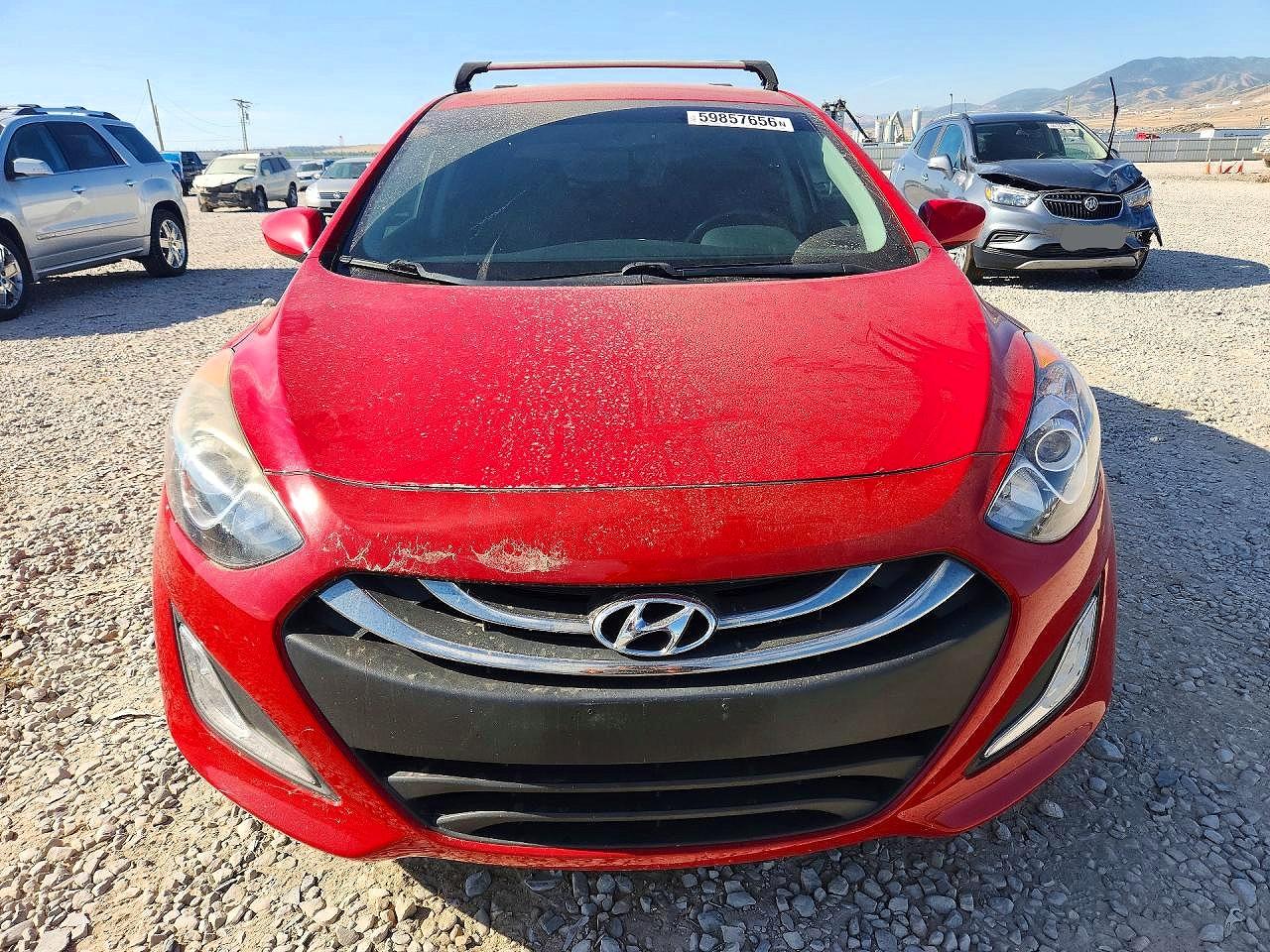 2013 Hyundai Elantra Gt Base Red vin: KMHD35LE9DU092085