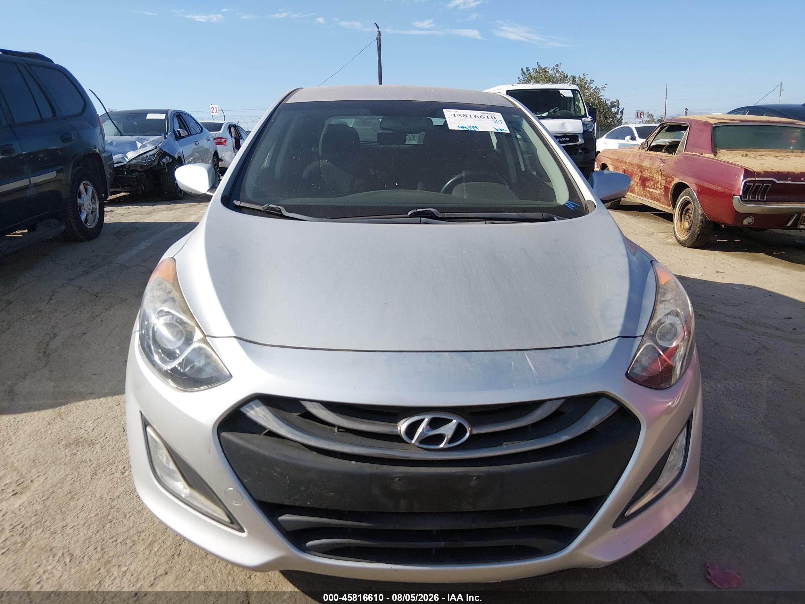 2013 Hyundai Elantra Gt   Gray vin: KMHD35LE9DU094581