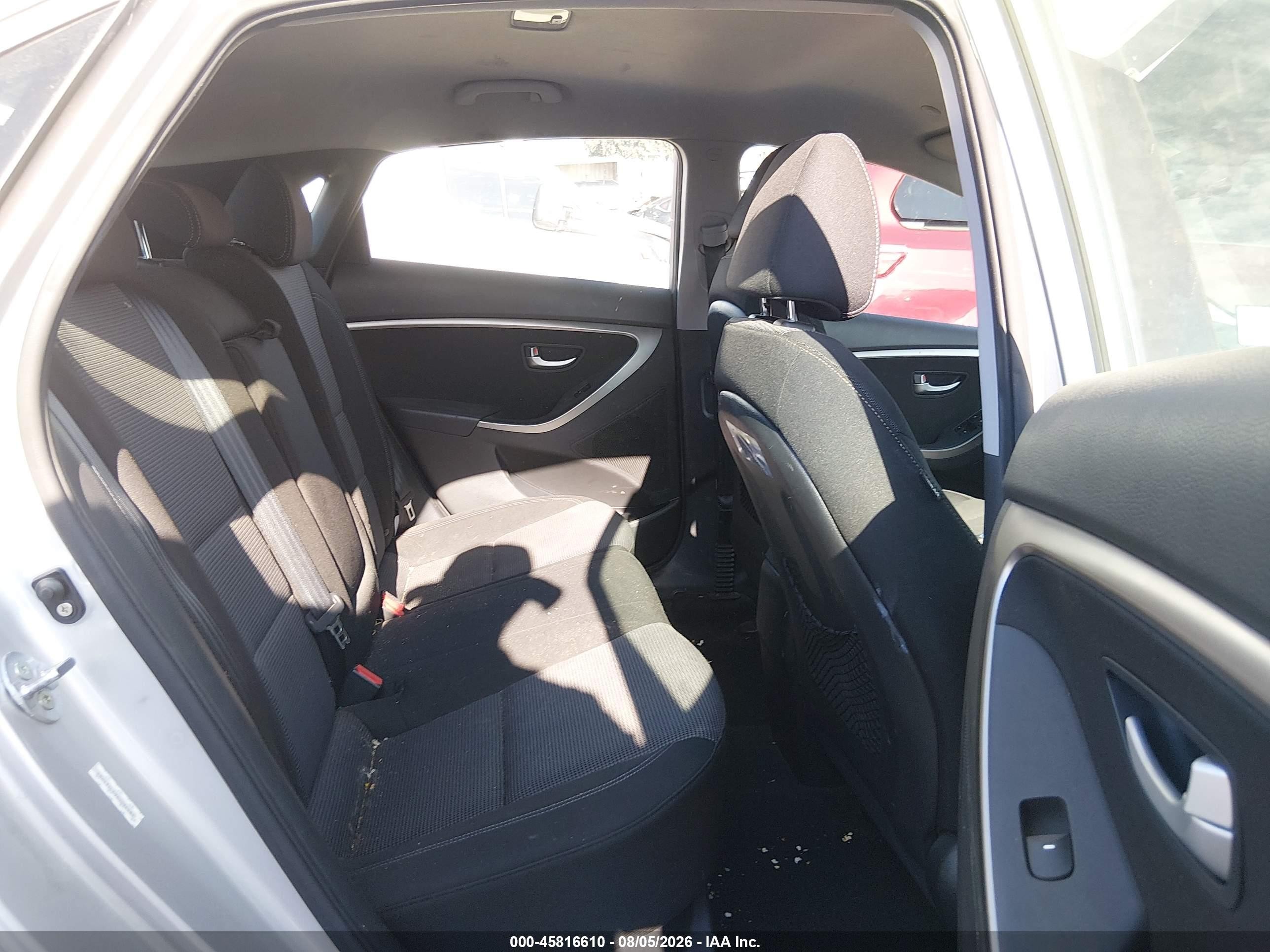 2013 Hyundai Elantra Gt   Gray vin: KMHD35LE9DU094581