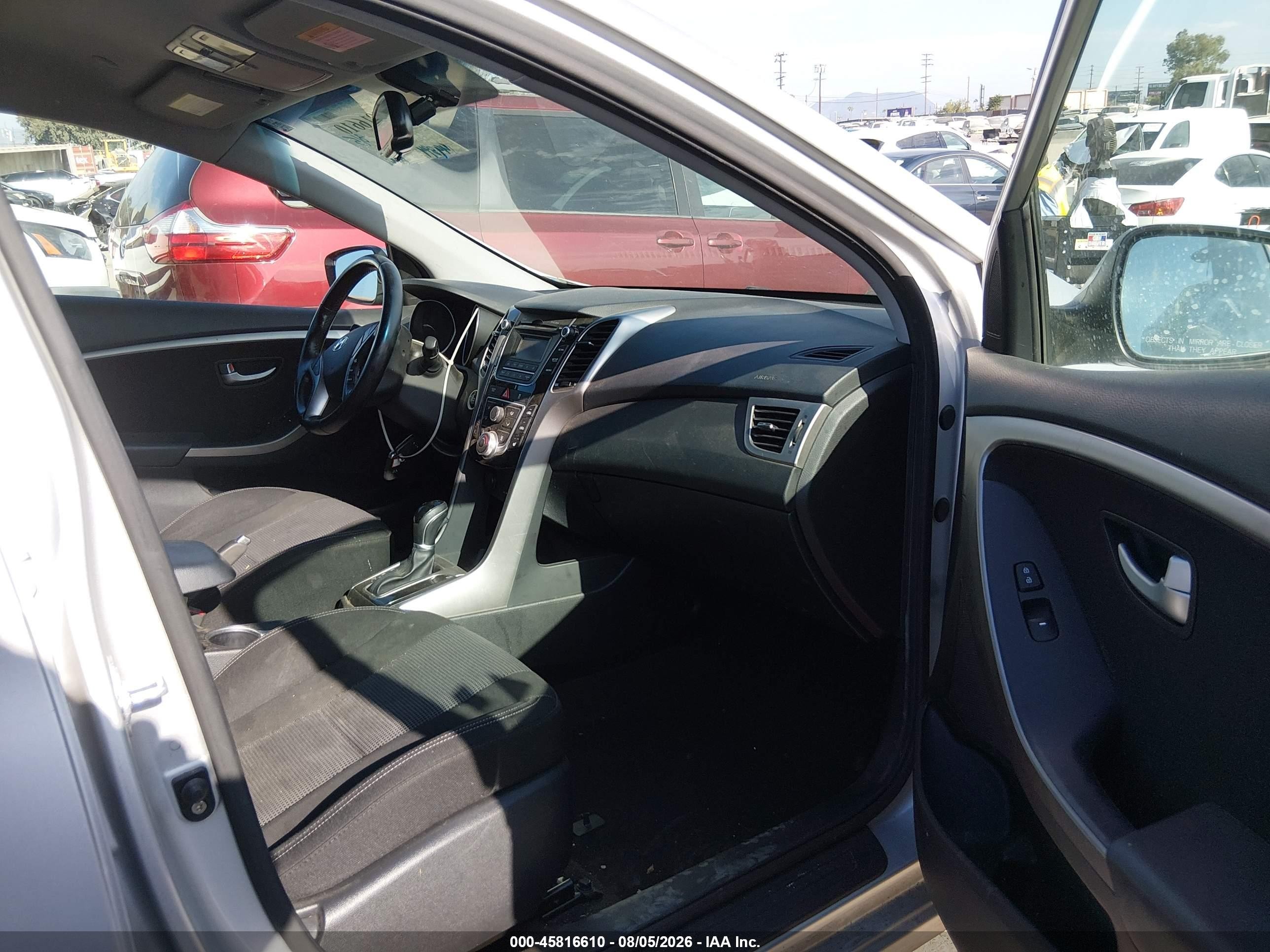 2013 Hyundai Elantra Gt   Gray vin: KMHD35LE9DU094581