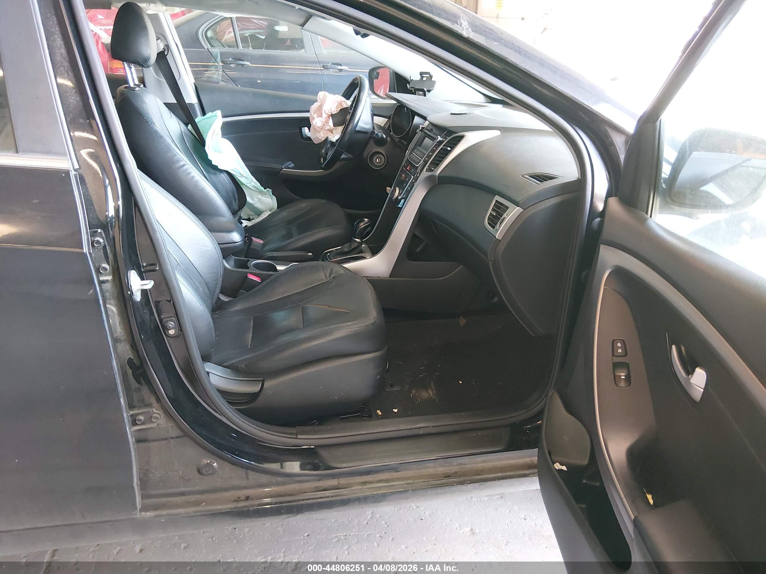 2013 Hyundai Elantra Gt   Black vin: KMHD35LE9DU094872