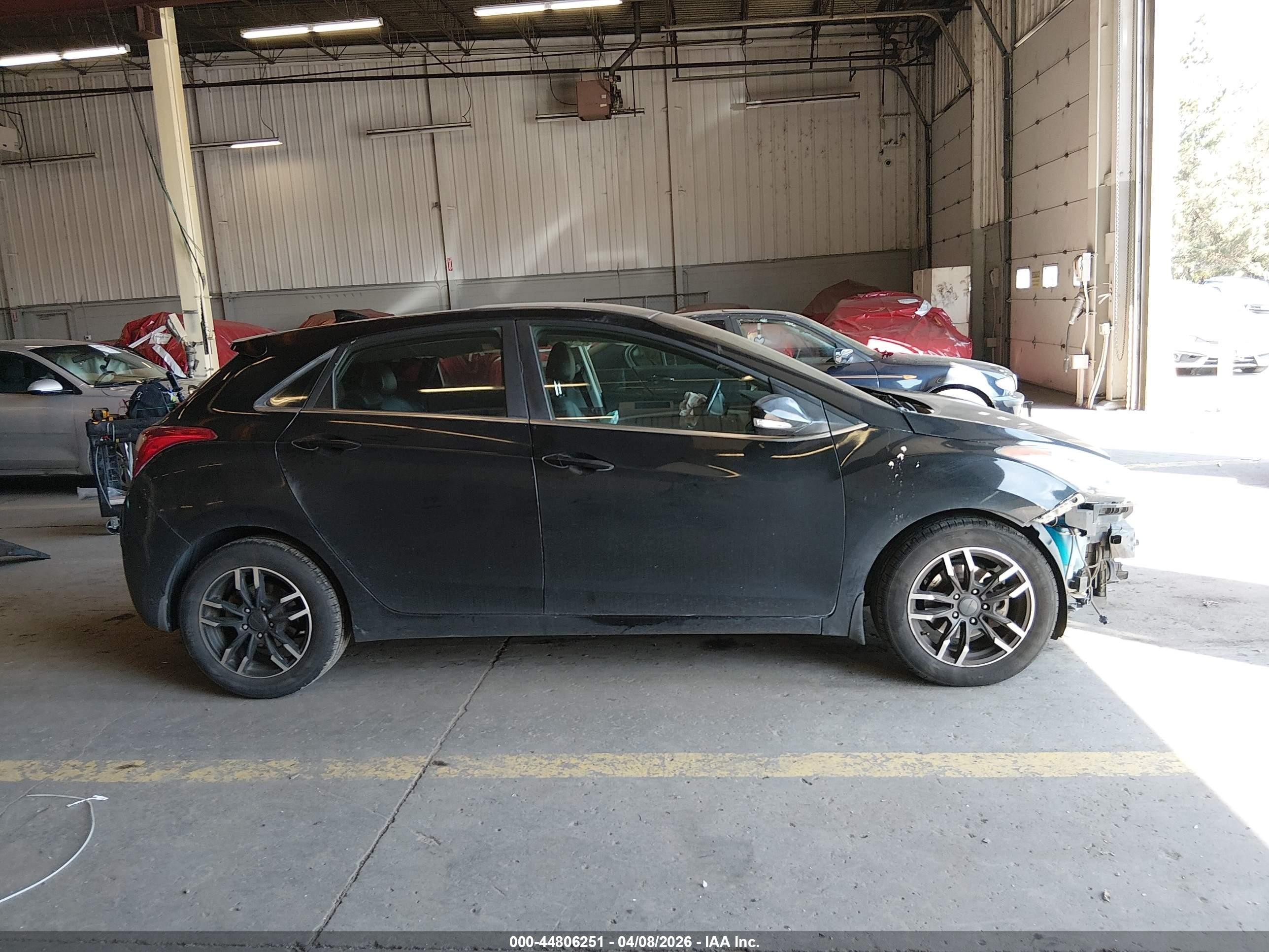 2013 Hyundai Elantra Gt   Black vin: KMHD35LE9DU094872