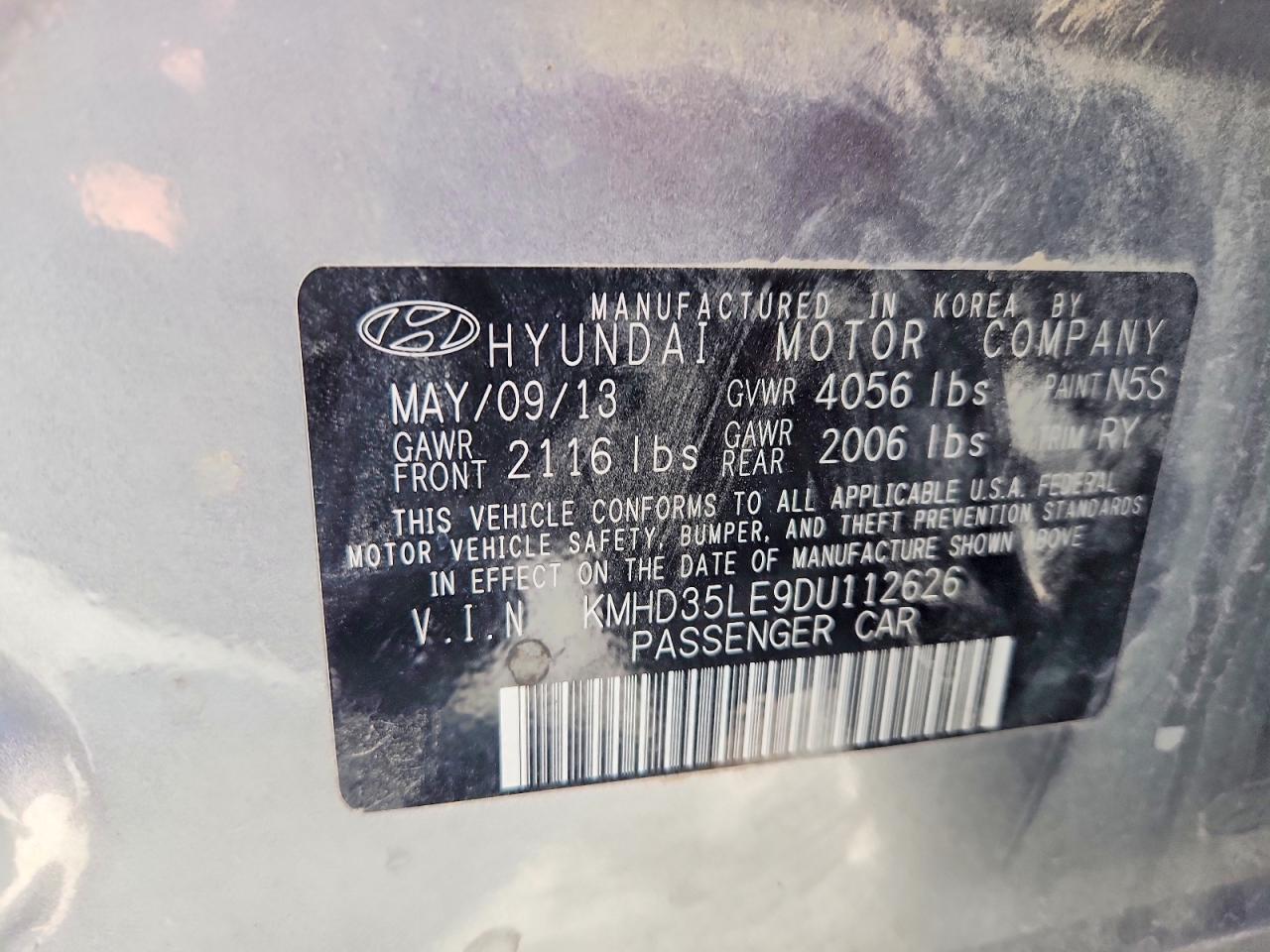 2013 Hyundai Elantra Gt Base Silver vin: KMHD35LE9DU112626