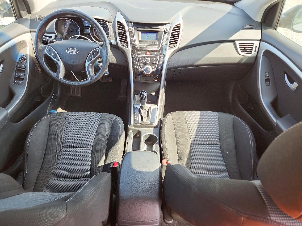 2013 Hyundai Elantra Gt Base Gray vin: KMHD35LE9DU146386