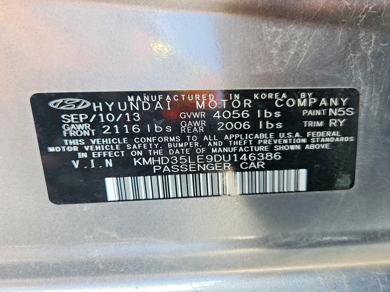 2013 Hyundai Elantra Gt Base Gray vin: KMHD35LE9DU146386