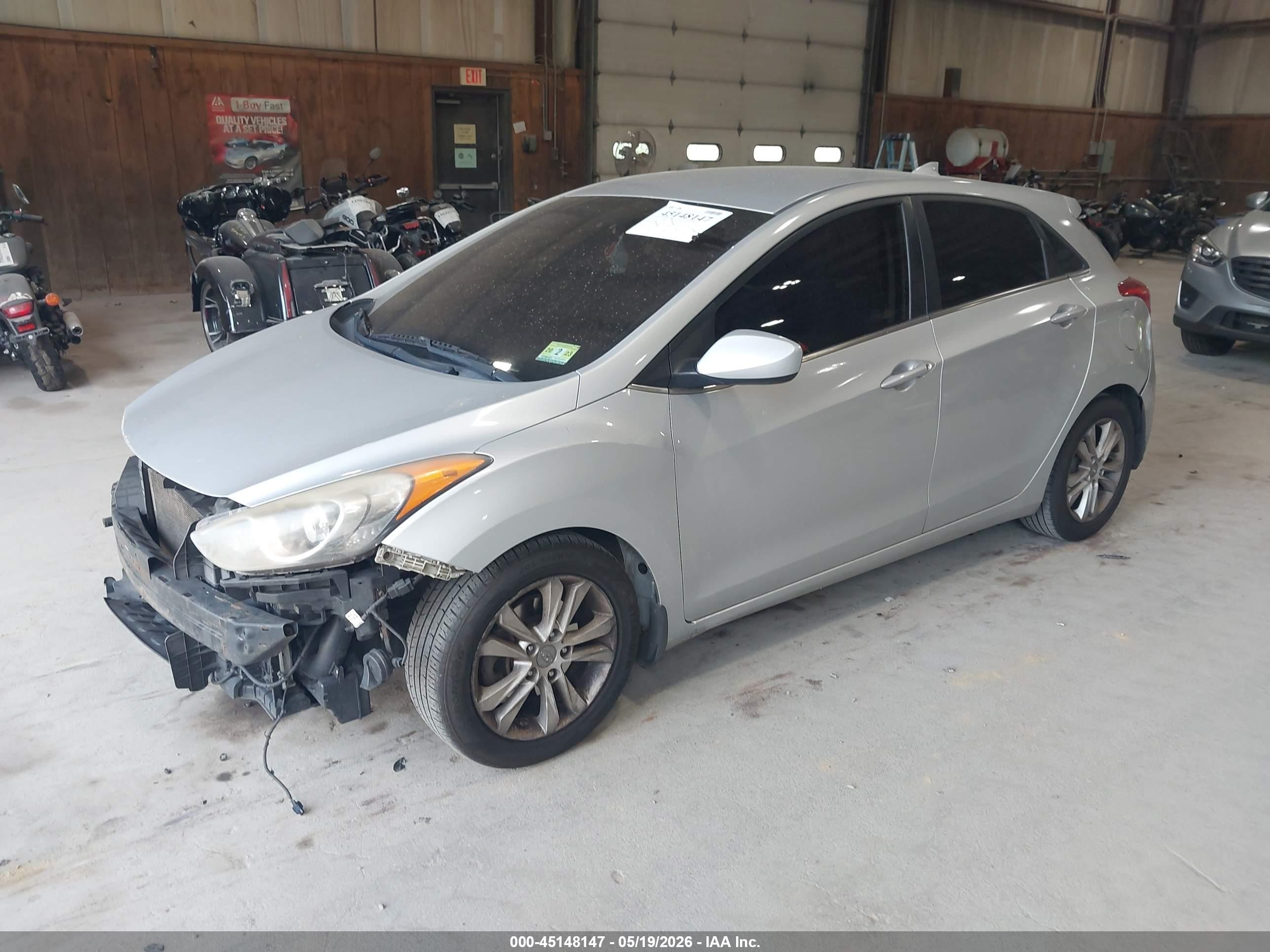2013 Hyundai Elantra Gt   Gray vin: KMHD35LE9DU147117