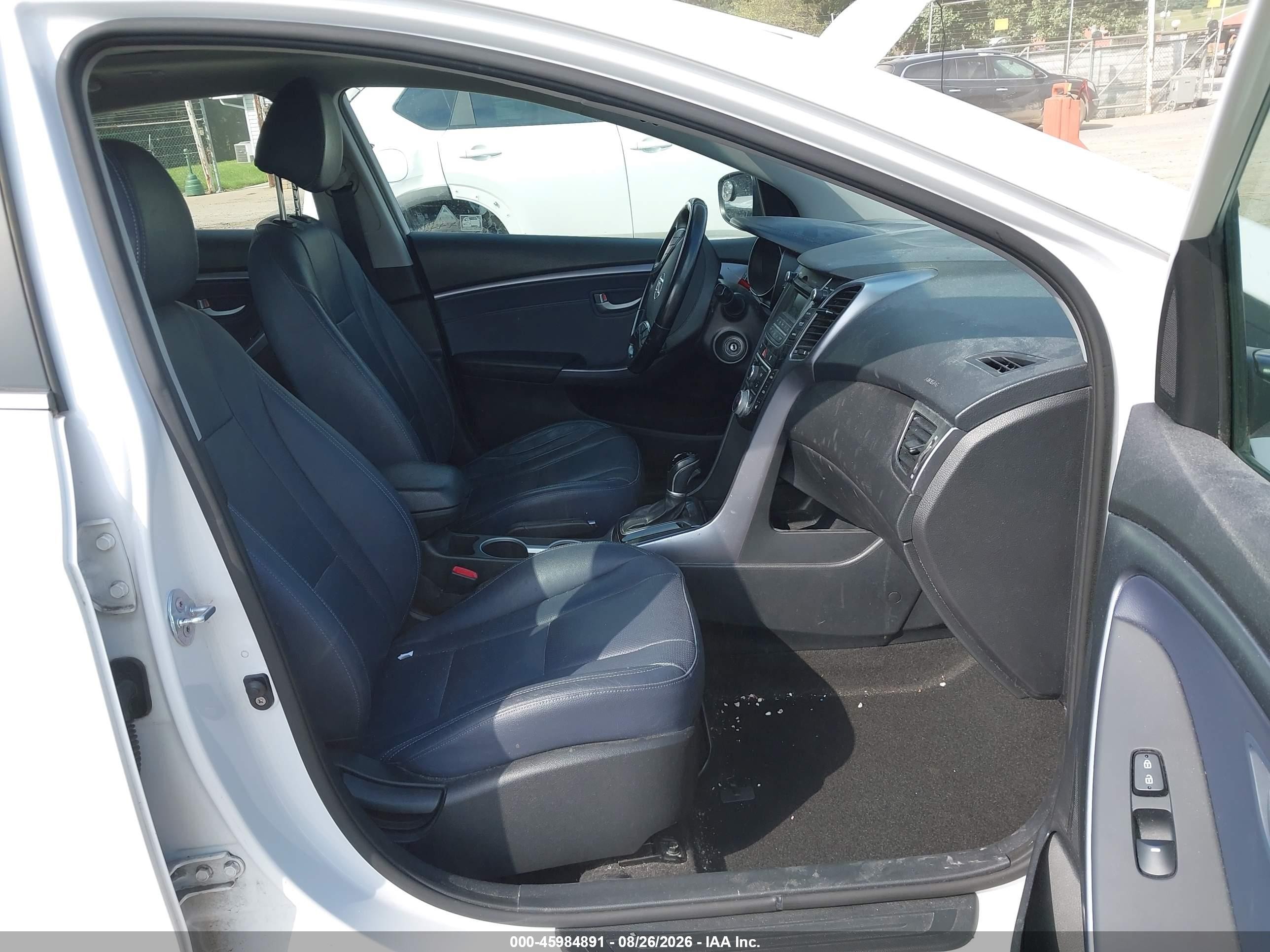 2013 Hyundai Elantra Gt Base W/blue Белый vin: KMHD35LE9DU148140