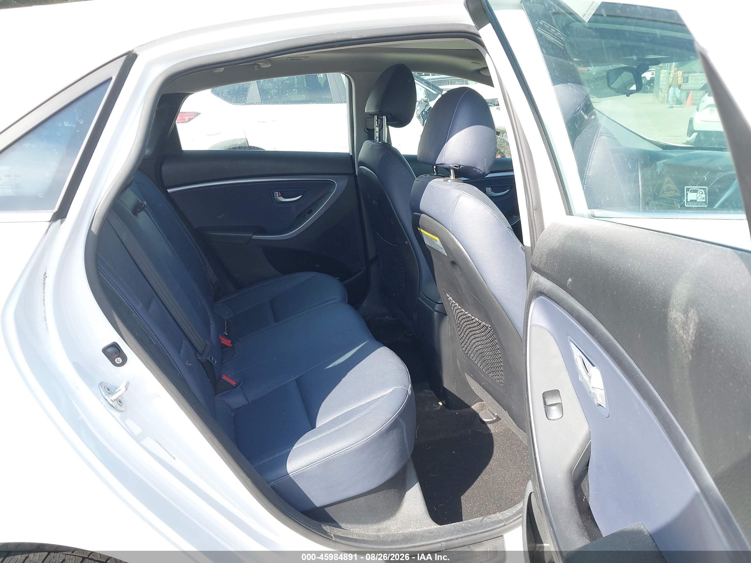 2013 Hyundai Elantra Gt Base W/blue Белый vin: KMHD35LE9DU148140