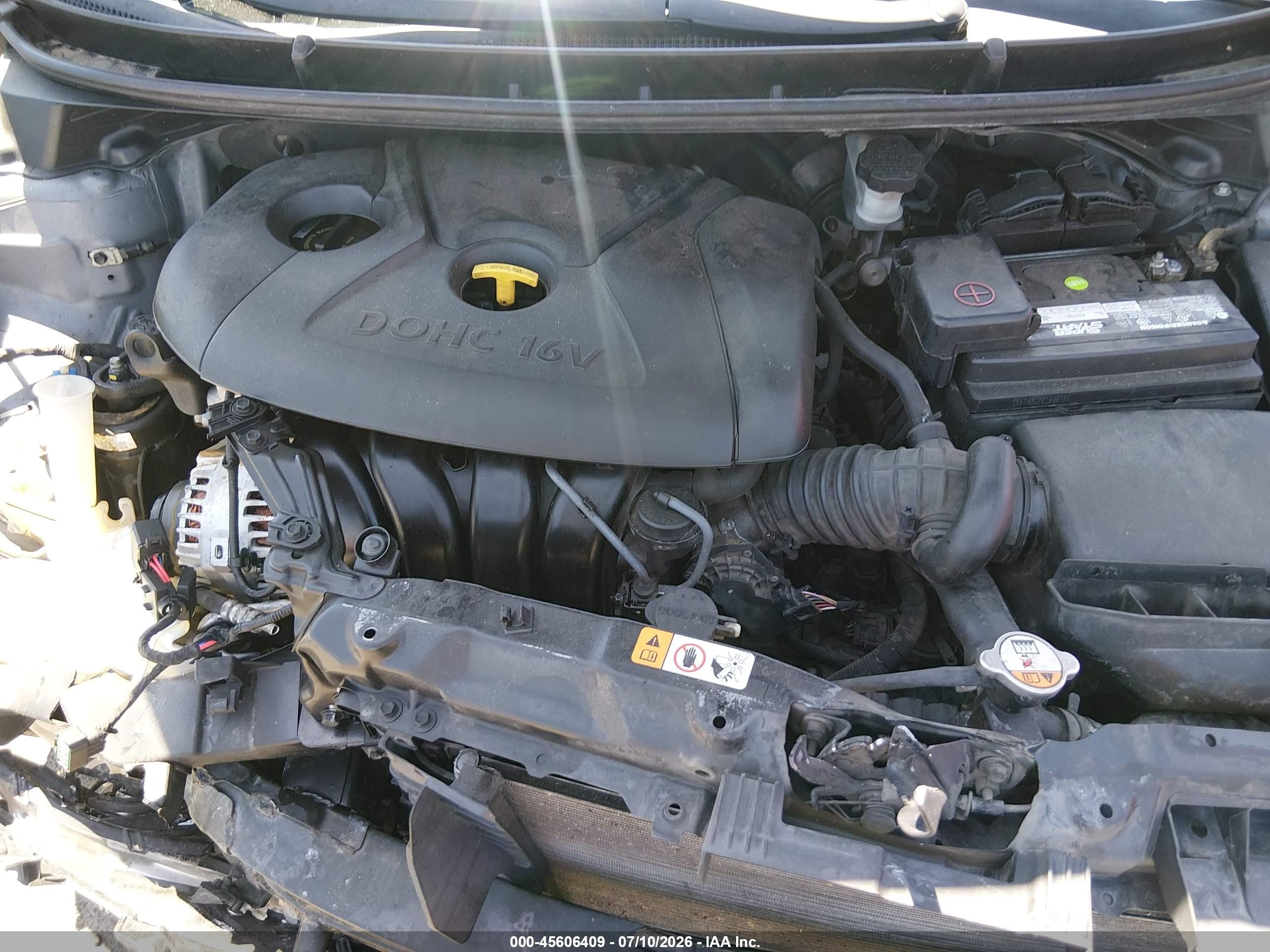 2013 Hyundai Elantra Gt   Silver vin: KMHD35LEXDU019937