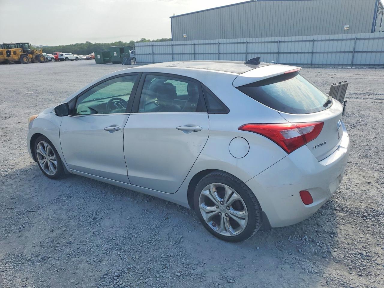 2013 Hyundai Elantra Gt Base Silver vin: KMHD35LEXDU020358
