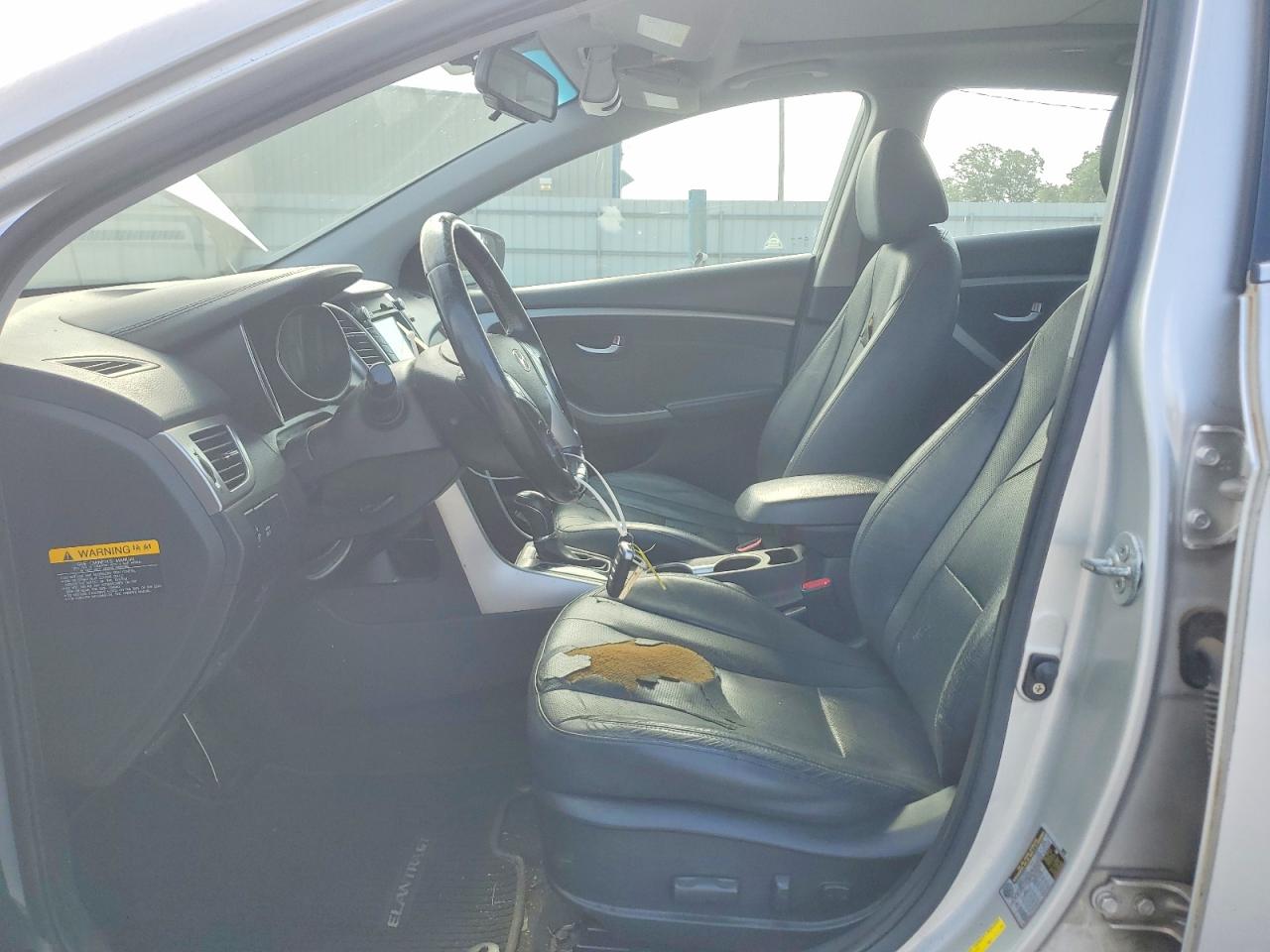 2013 Hyundai Elantra Gt Base Silver vin: KMHD35LEXDU020358
