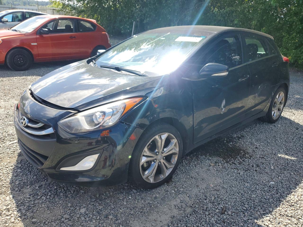 2013 Hyundai Elantra Gt Base Black vin: KMHD35LEXDU058382