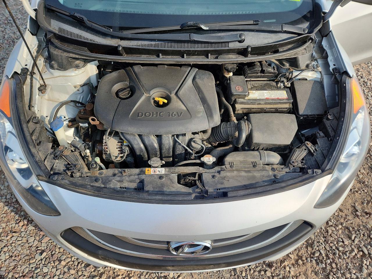 2013 Hyundai Elantra Gt Base Silver vin: KMHD35LEXDU061377