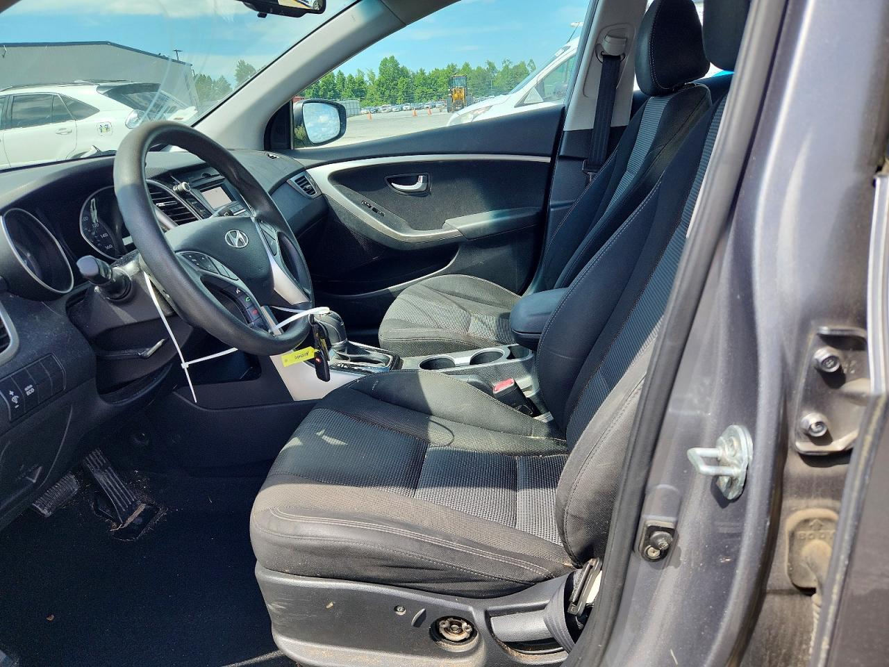 2013 Hyundai Elantra Gt Base Gray vin: KMHD35LEXDU093200