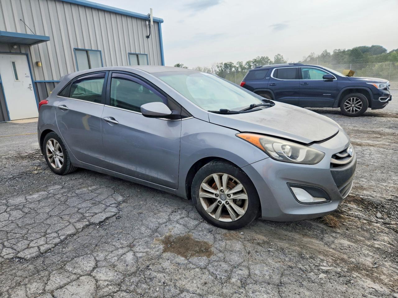 2013 Hyundai Elantra Gt Base Gray vin: KMHD35LEXDU107516