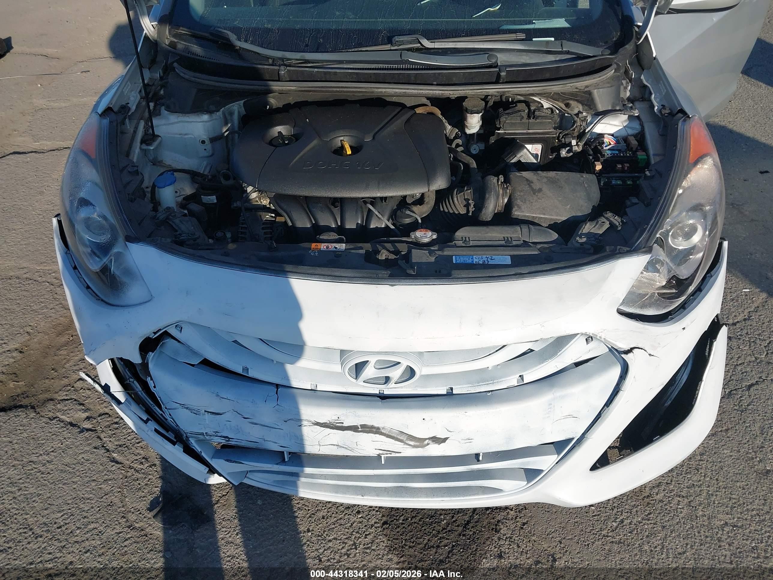 2013 Hyundai Elantra Gt   Silver vin: KMHD35LEXDU112988