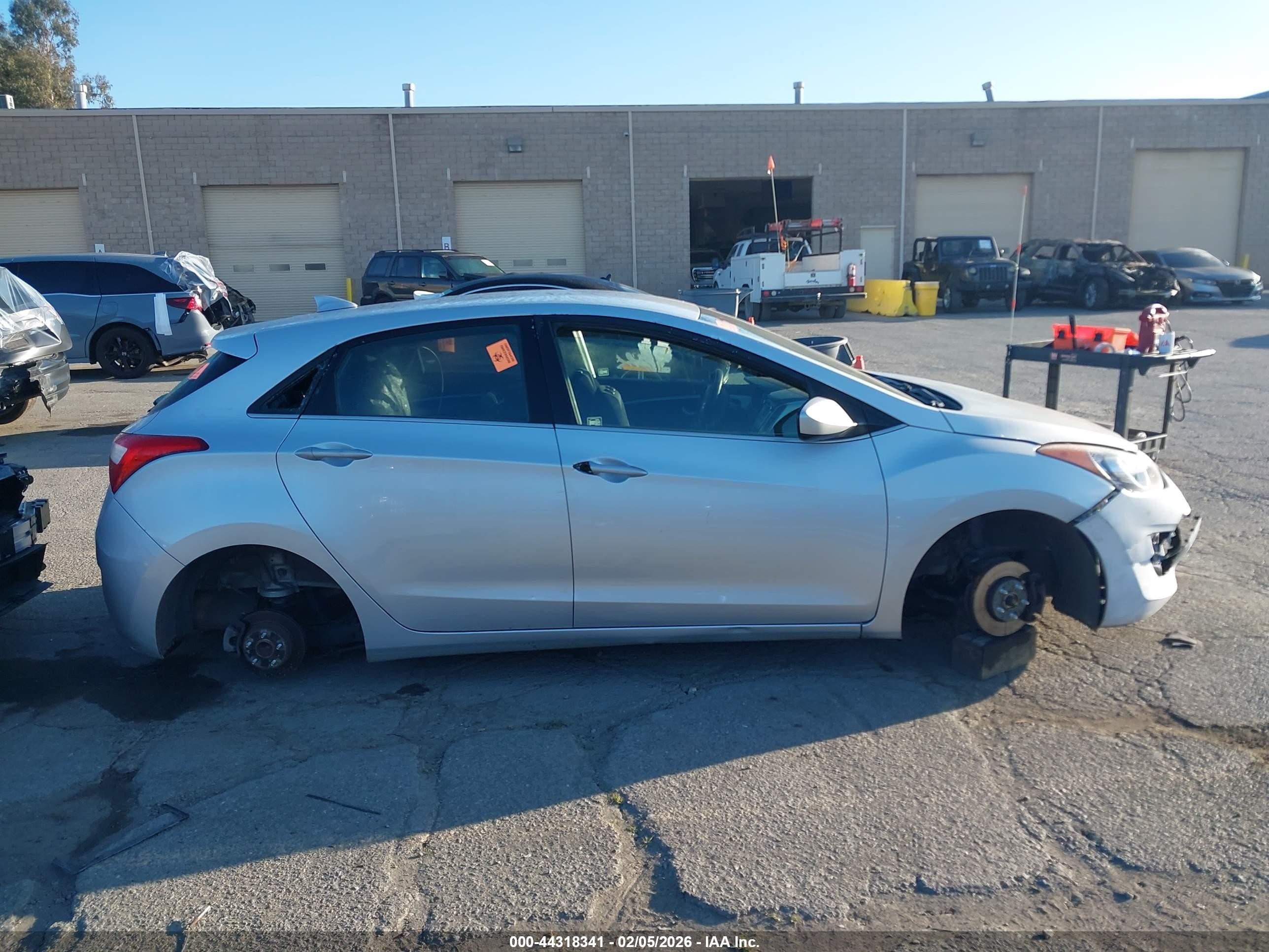 2013 Hyundai Elantra Gt   Silver vin: KMHD35LEXDU112988