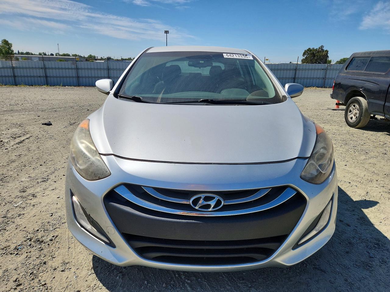 2013 Hyundai Elantra Gt Base Silver vin: KMHD35LEXDU129239