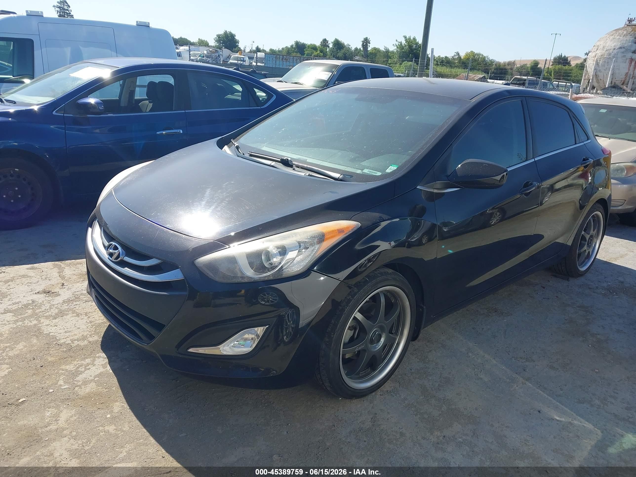 2013 Hyundai Elantra Gt   Black vin: KMHD35LEXDU141150