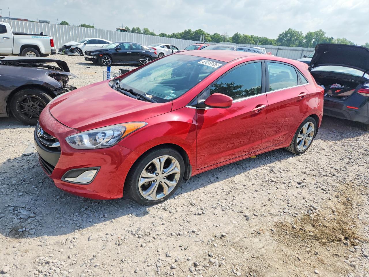 2013 Hyundai Elantra Gt Base Red vin: KMHD35LEXDU147787