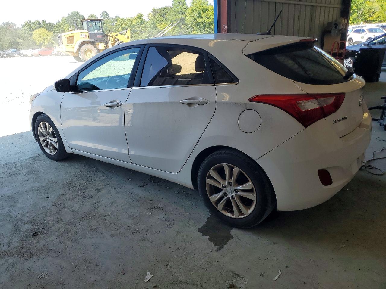 2014 Hyundai Elantra Gt Base White vin: KMHD35LH0EU158180