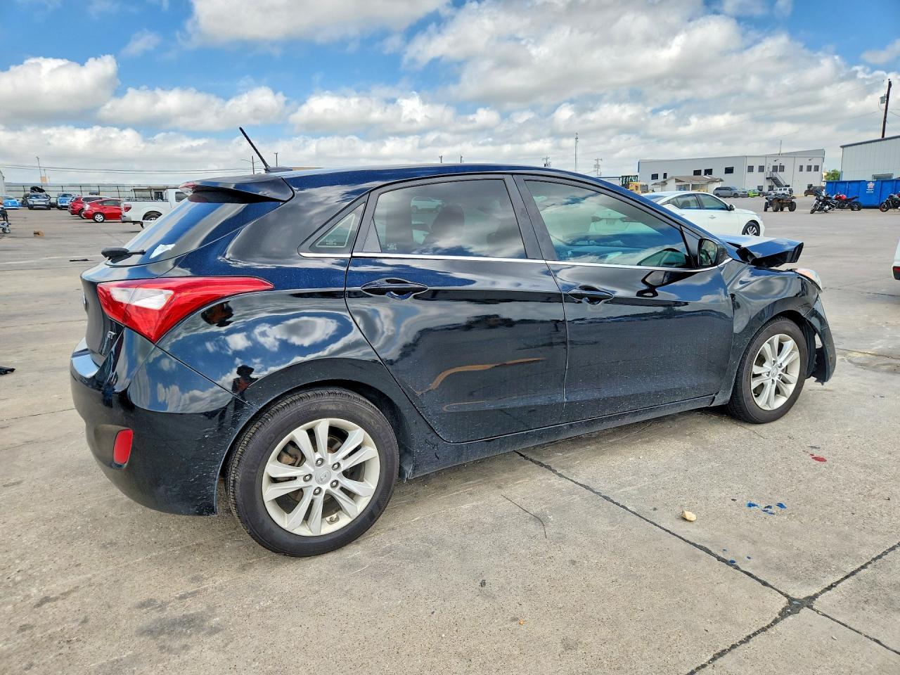 2014 Hyundai Elantra Gt Base Black vin: KMHD35LH0EU181510