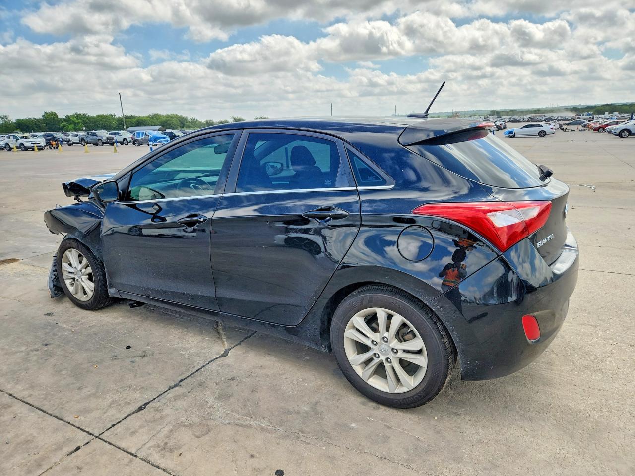 2014 Hyundai Elantra Gt Base Black vin: KMHD35LH0EU181510