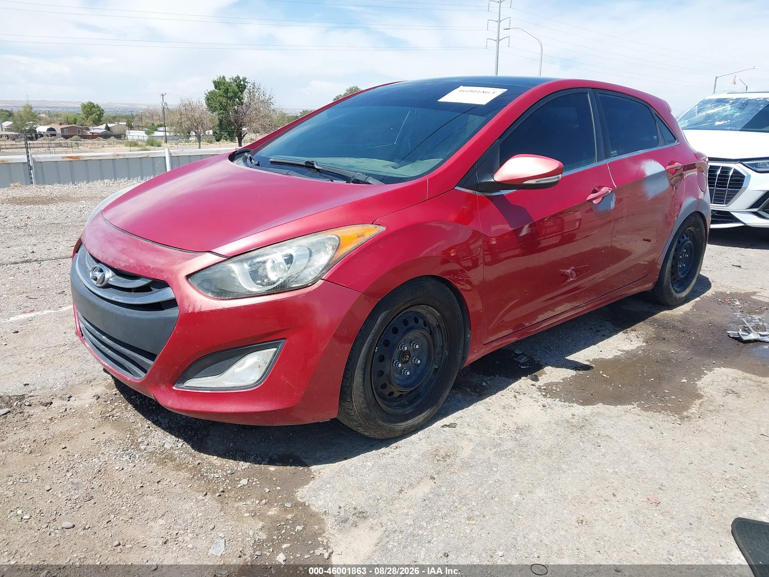 2014 Hyundai Elantra Gt   Red vin: KMHD35LH0EU201769