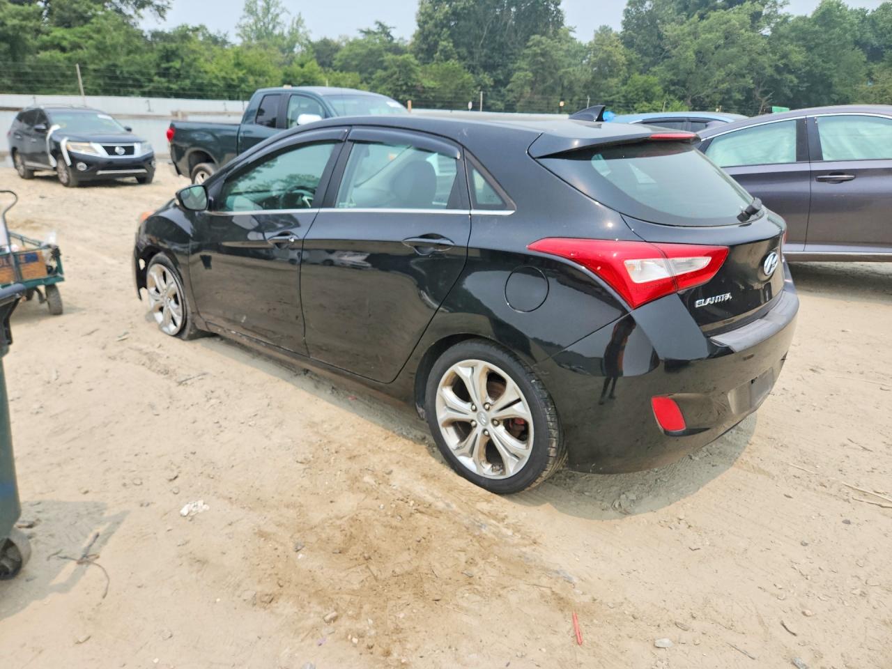 2014 Hyundai Elantra Gt Base Black vin: KMHD35LH0EU209144