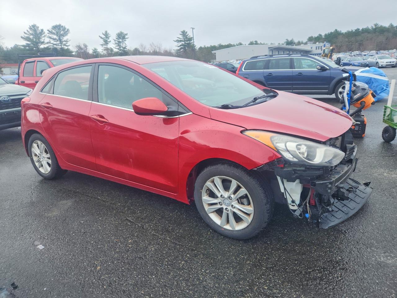 2014 Hyundai Elantra Gt Base Red vin: KMHD35LH0EU210133