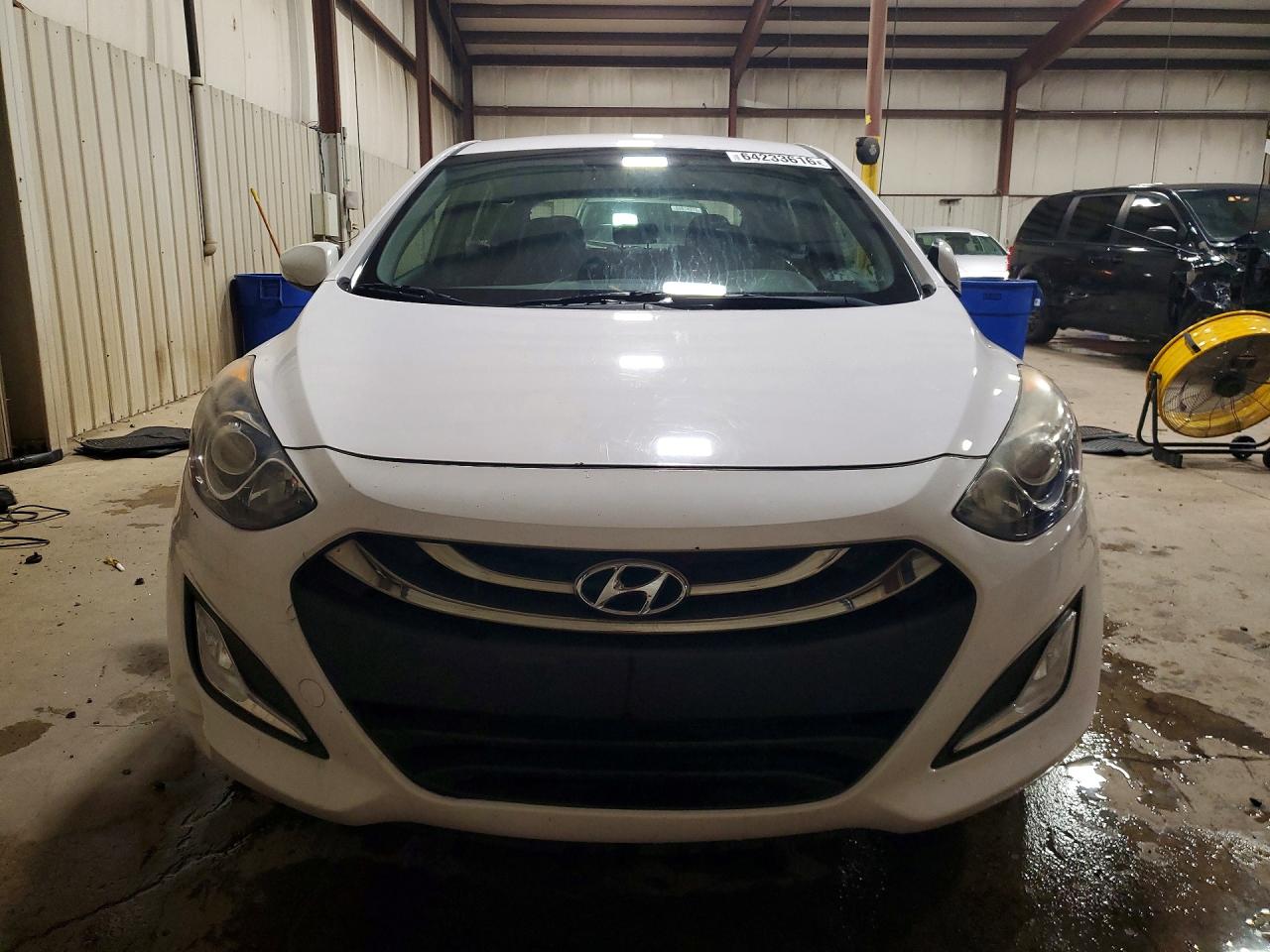 2014 Hyundai Elantra Gt Base White vin: KMHD35LH0EU215865