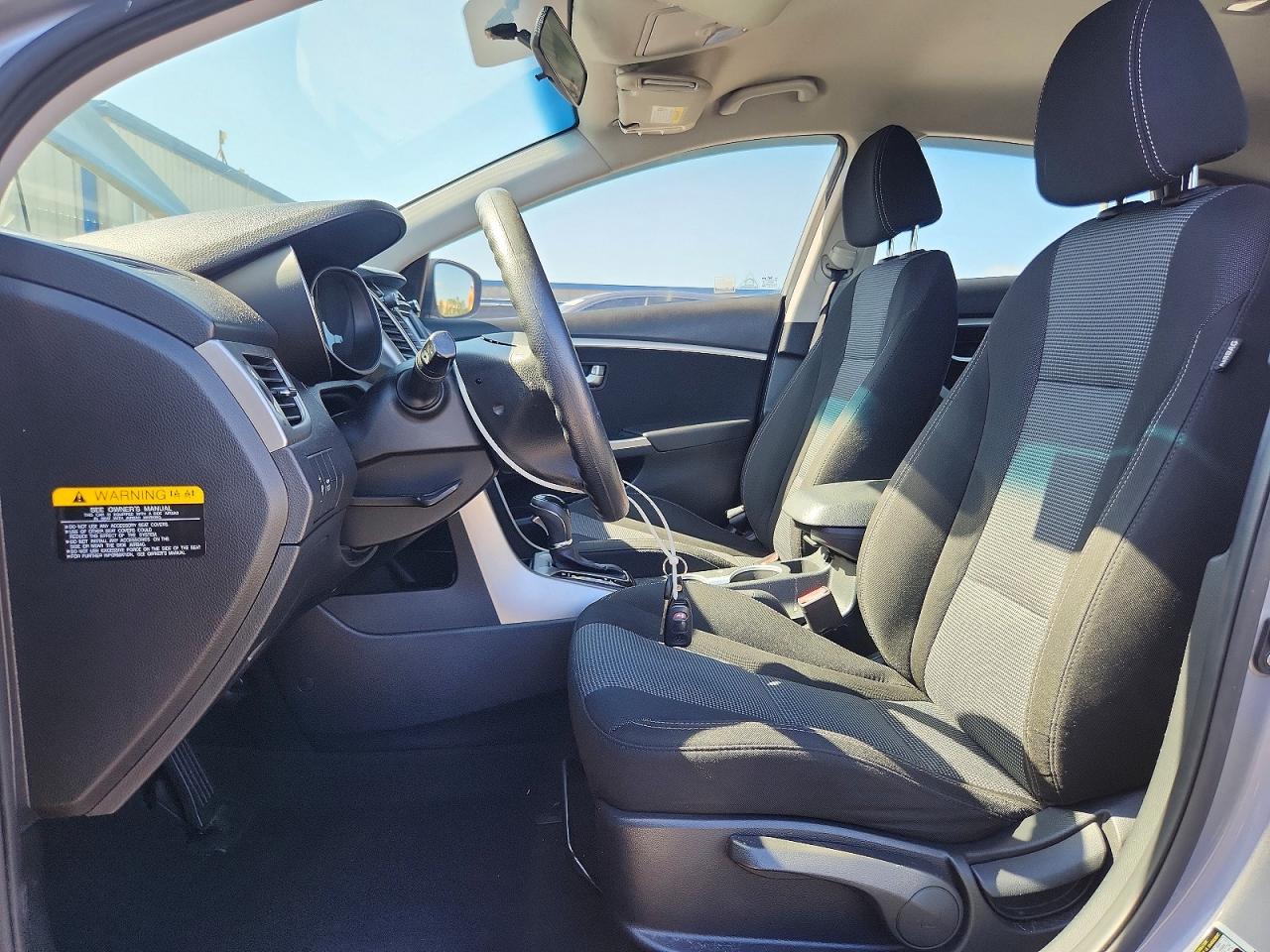 2014 Hyundai Elantra Gt Base Gray vin: KMHD35LH0EU227840