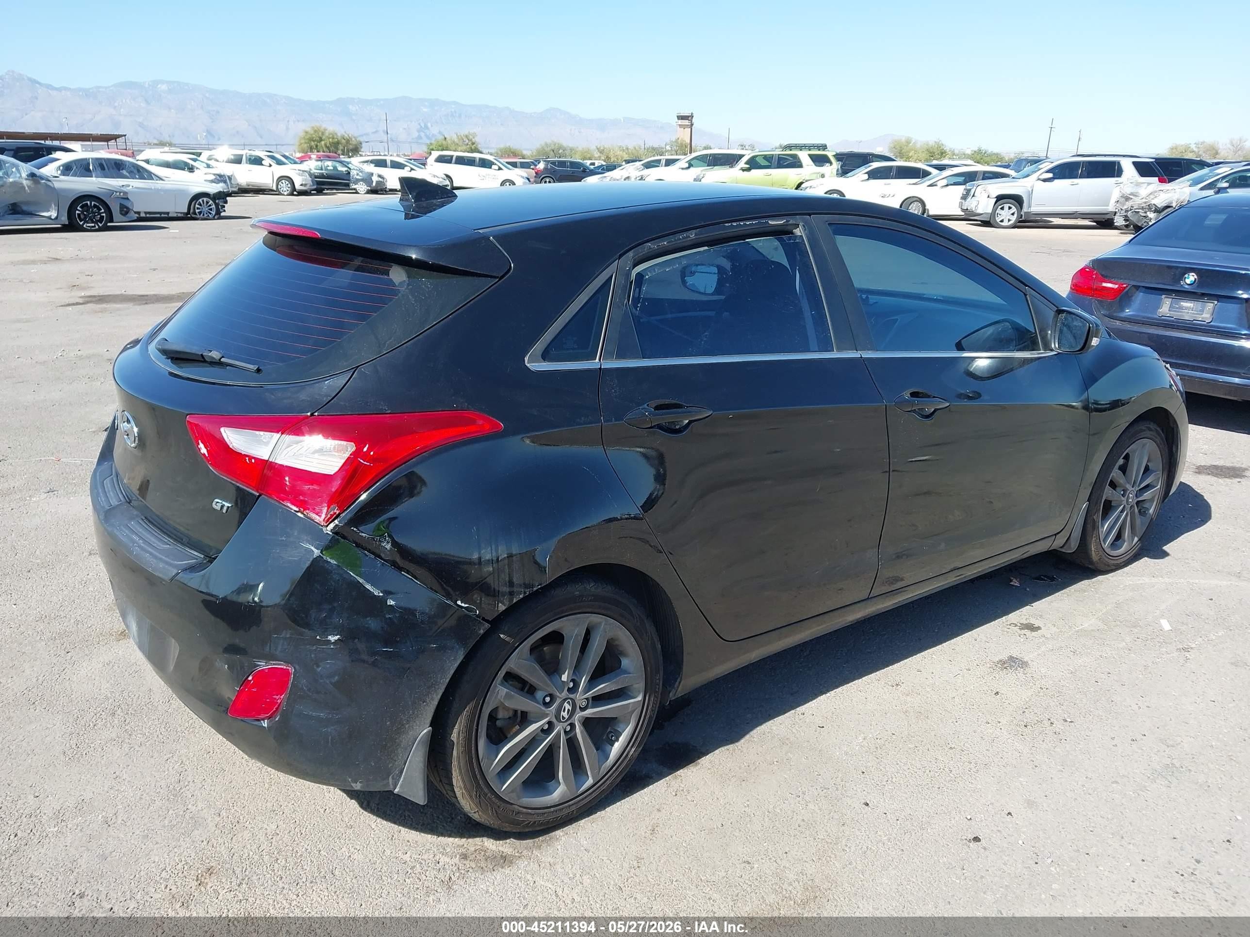 2016 Hyundai Elantra Gt   Black vin: KMHD35LH0GU263904