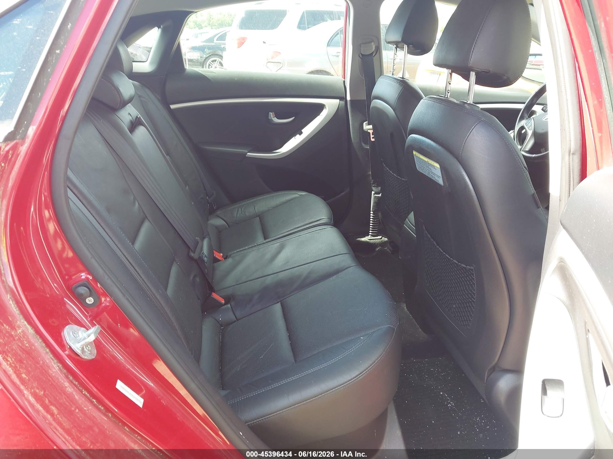 2014 Hyundai Elantra Gt   Красный vin: KMHD35LH1EU178244