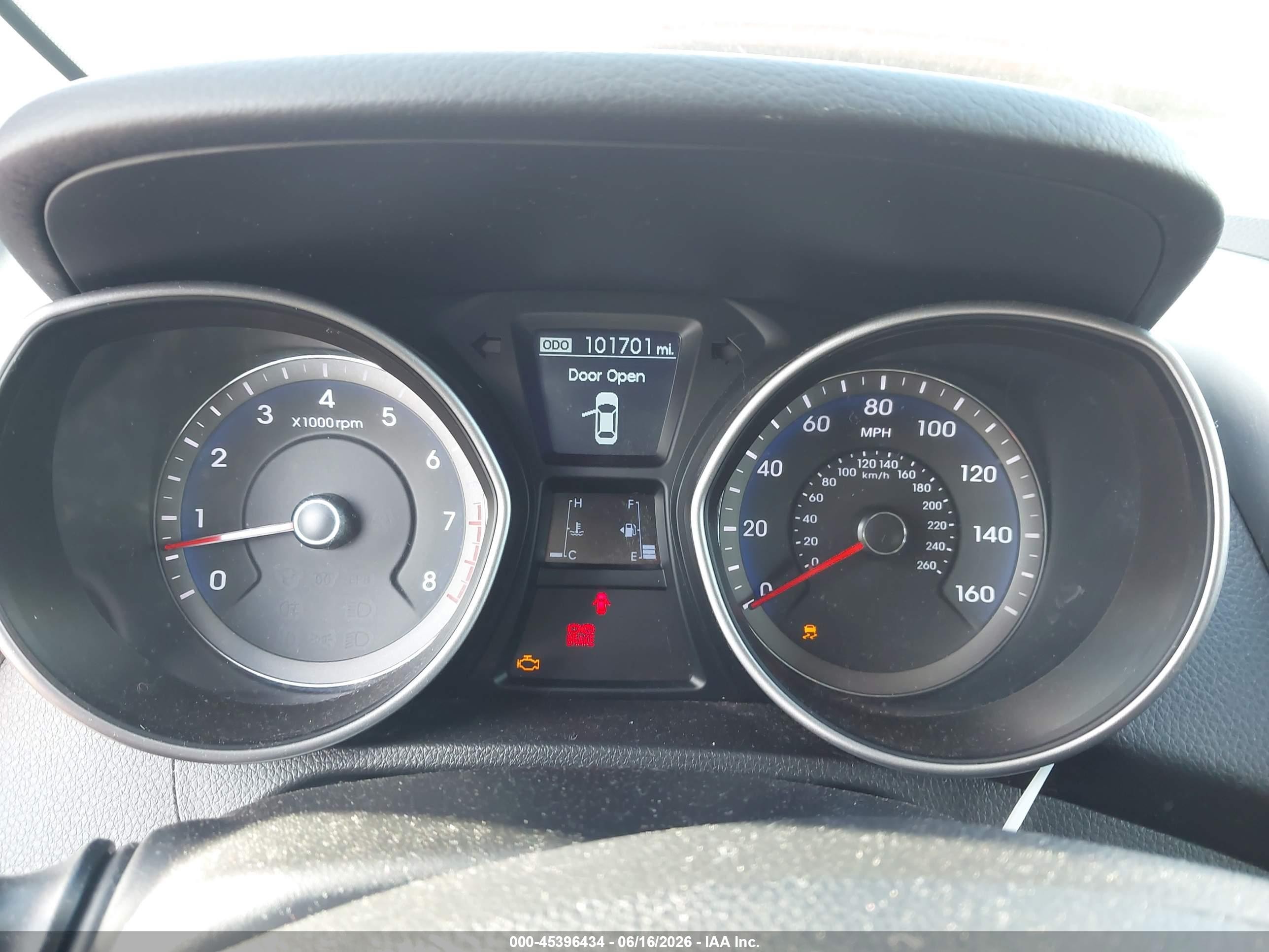 2014 Hyundai Elantra Gt   Красный vin: KMHD35LH1EU178244
