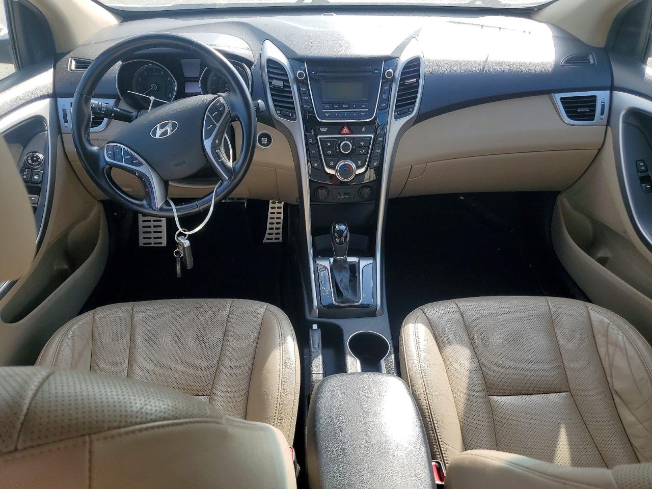 2014 Hyundai Elantra Gt Base White vin: KMHD35LH1EU188840